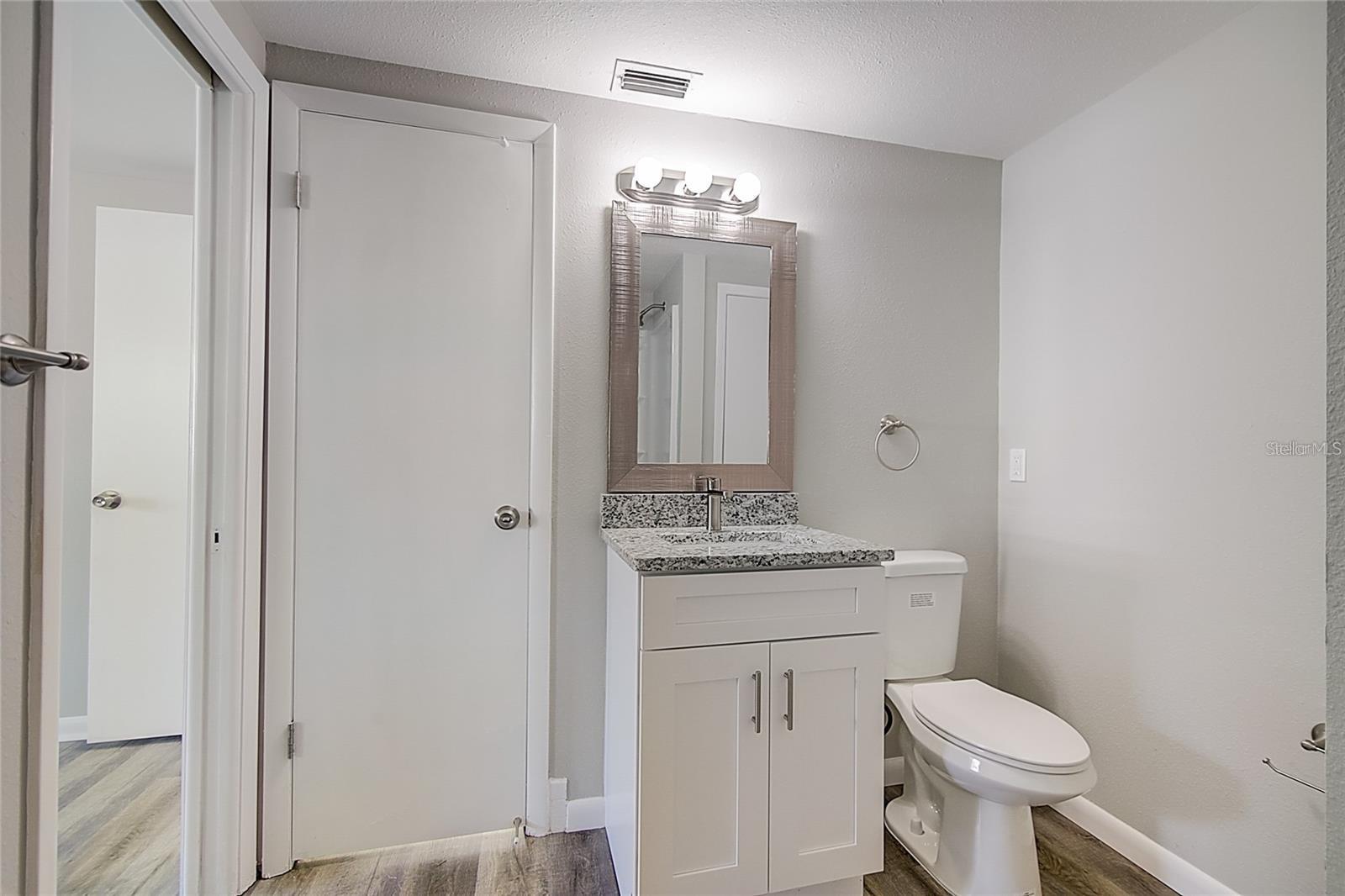 8923 CANDLEWICK LN — photo 12