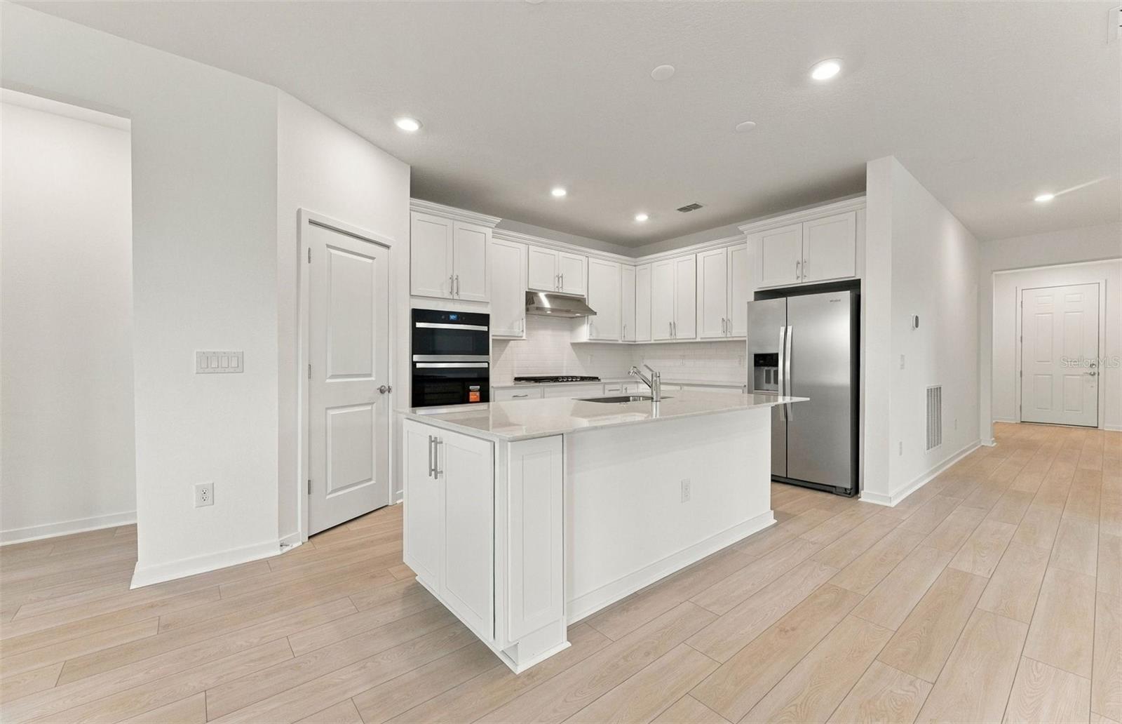 10037 TRELLIS VINE WAY — photo 3