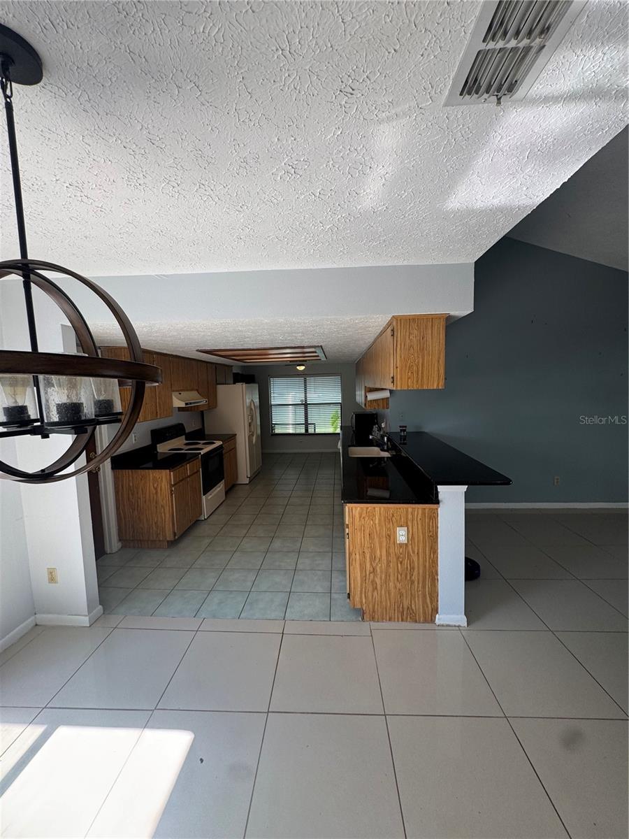 2376 WINDSOR OAKS AVE — photo 9