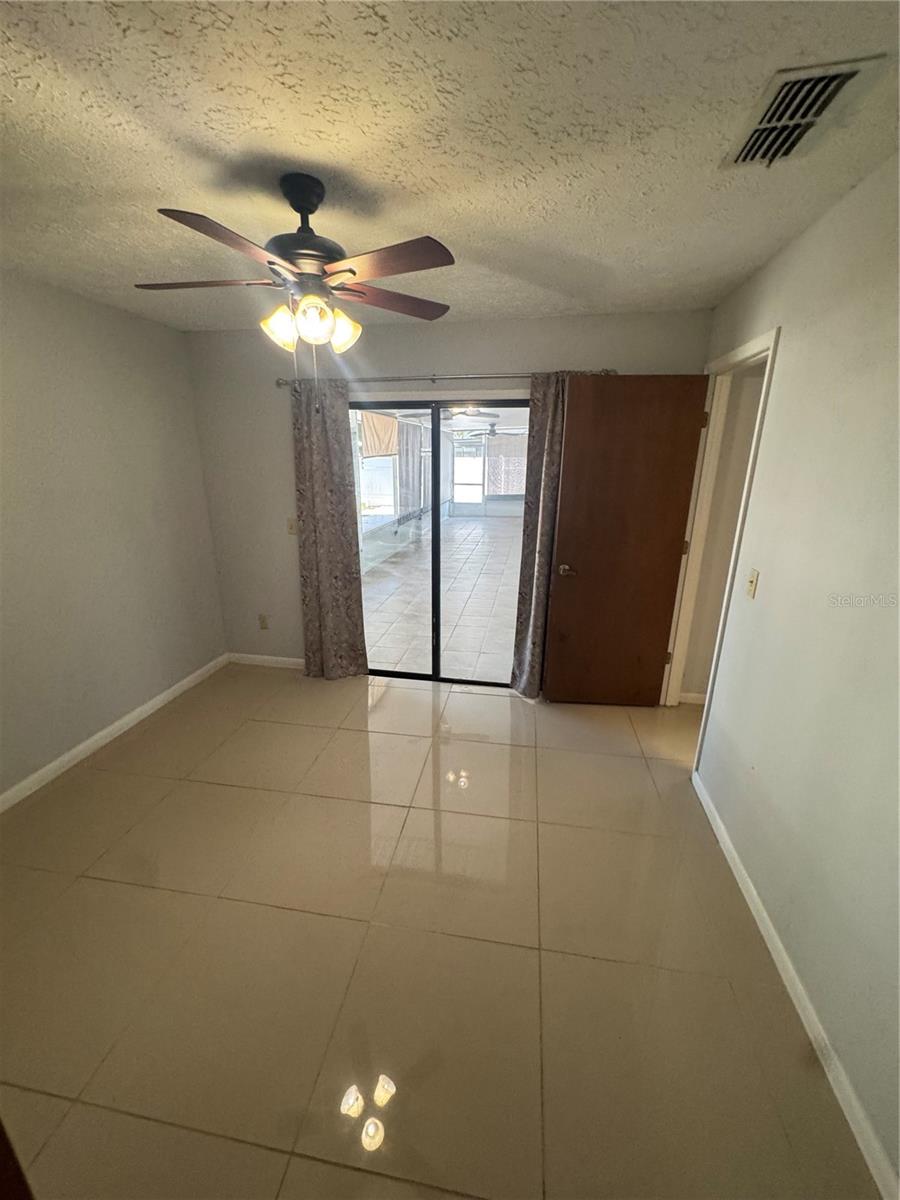 2376 WINDSOR OAKS AVE — photo 24
