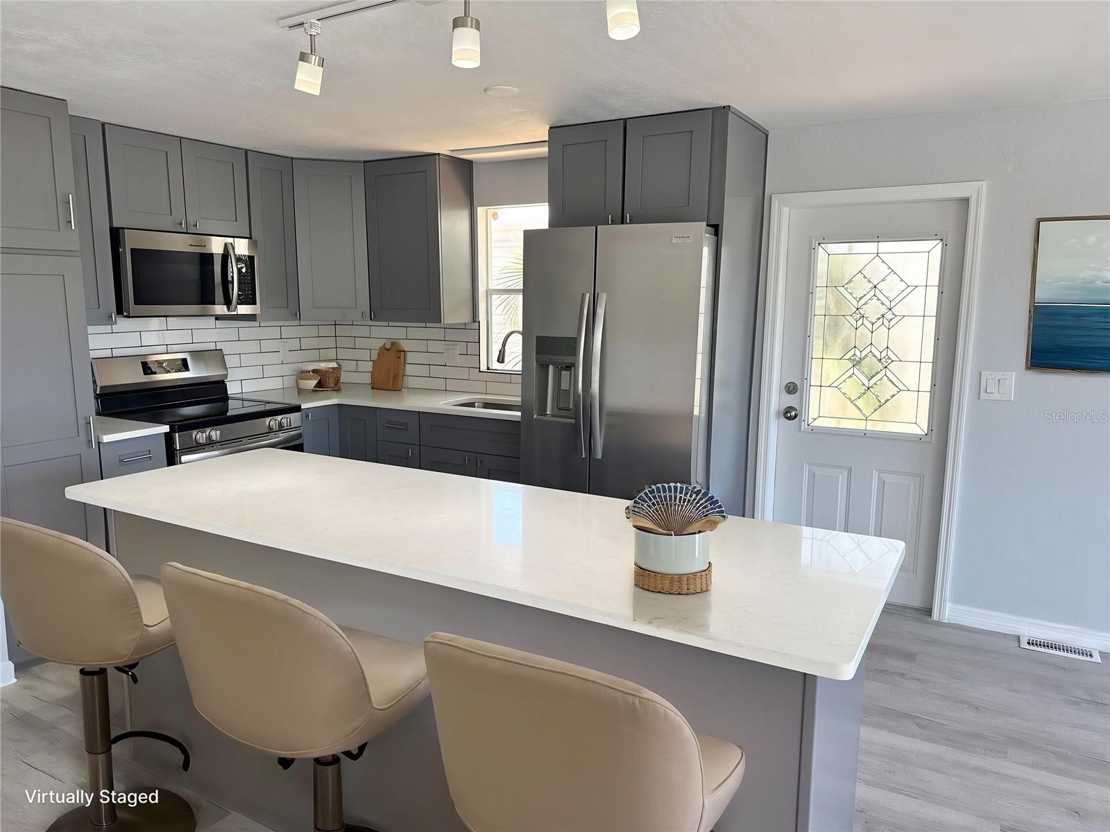 460 MOUNT OAK AVE NE #745 — photo 5