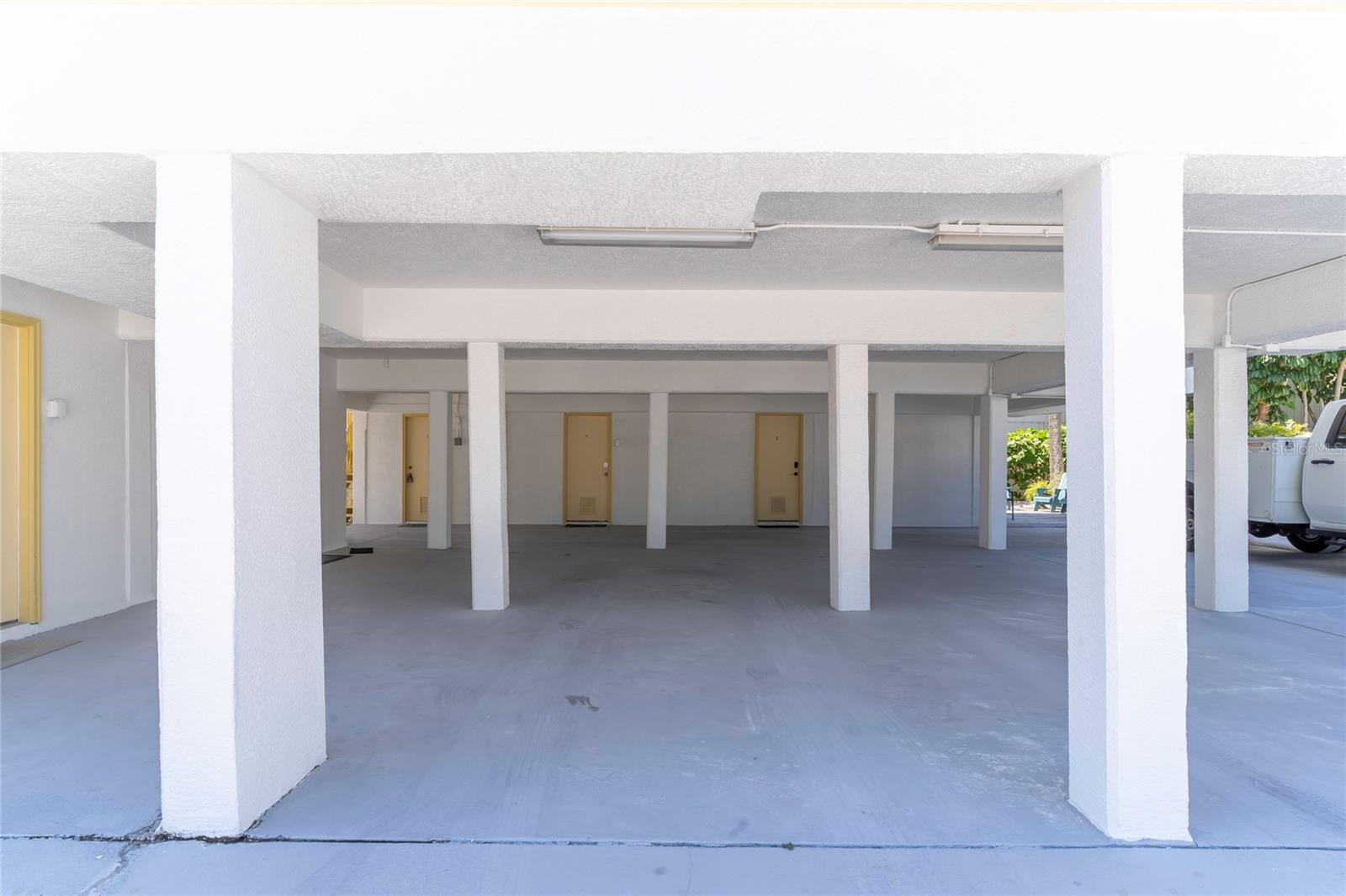 708 GULF BLVD #D — photo 27