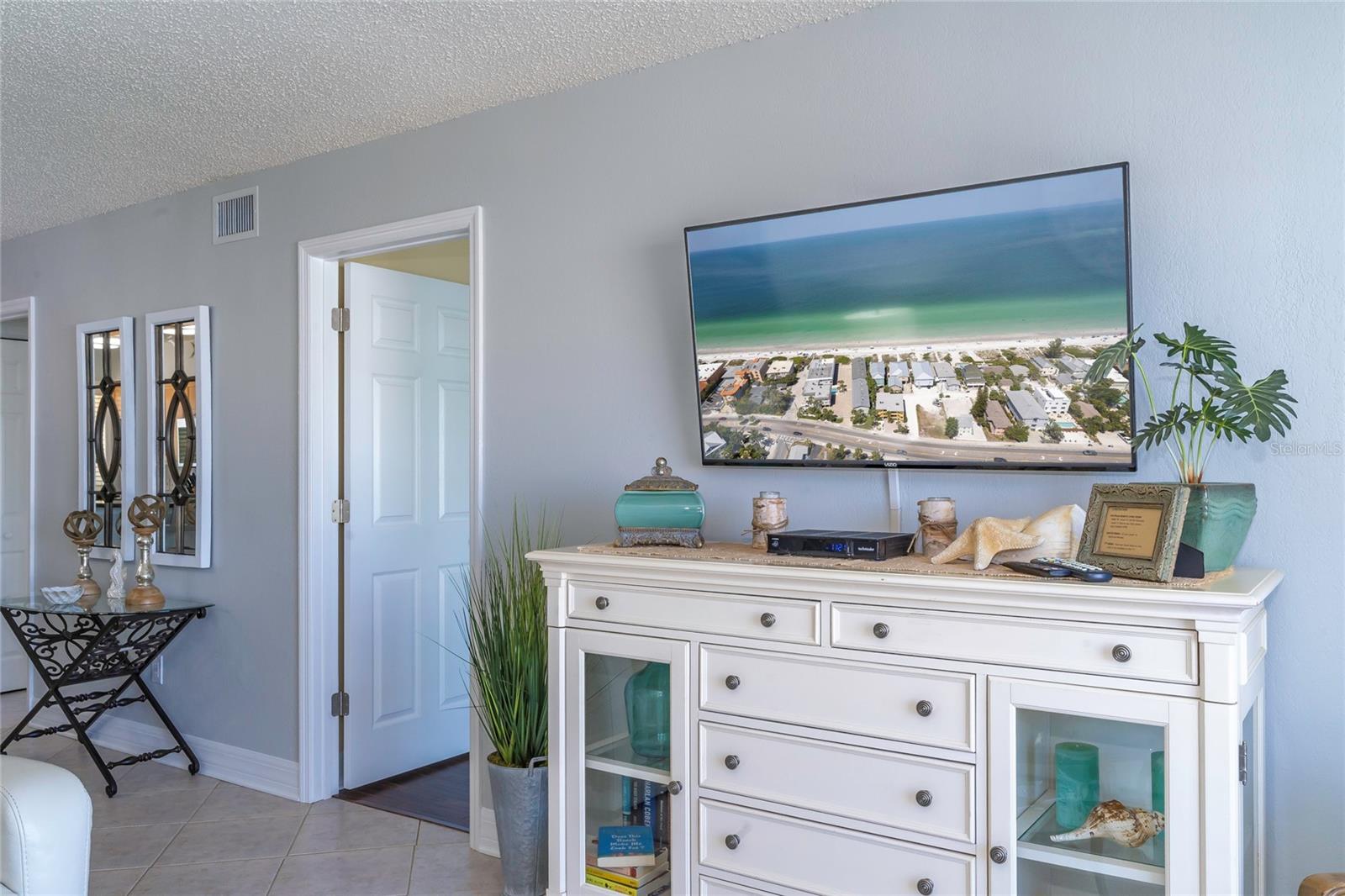 708 GULF BLVD #D — photo 19