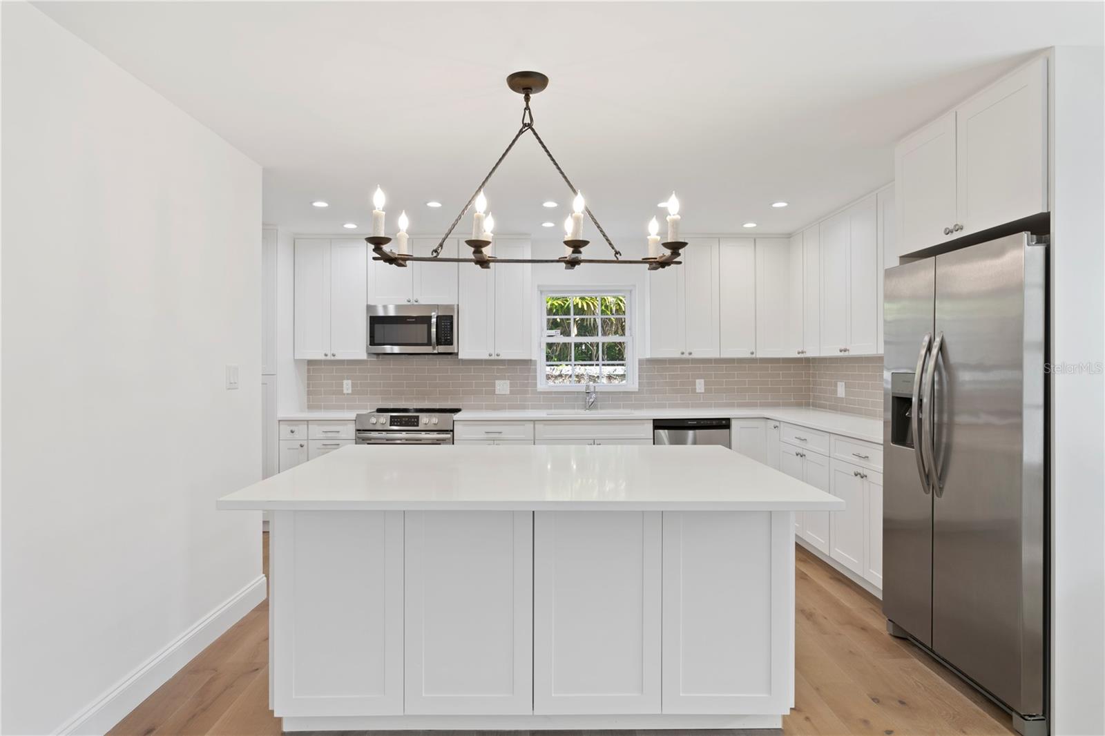 4704 W BROOKWOOD DR — photo 34