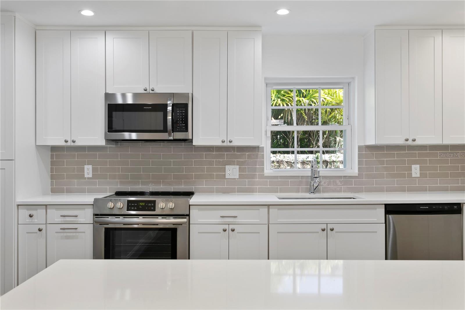 4704 W BROOKWOOD DR — photo 35
