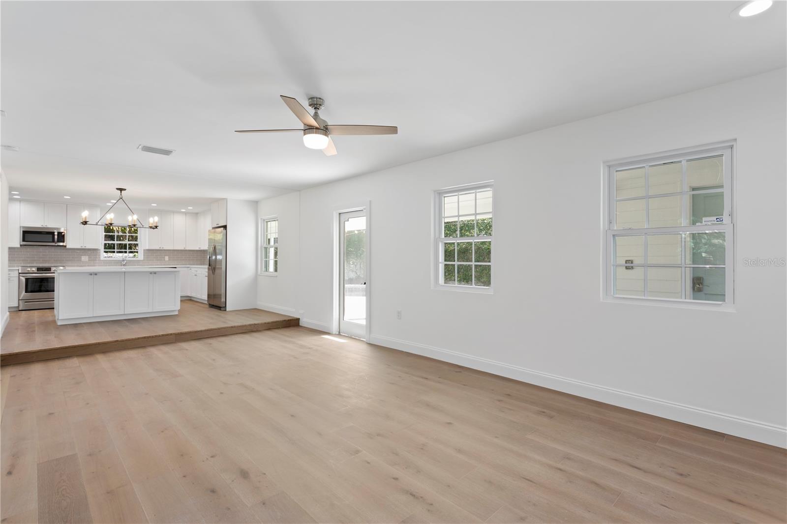 4704 W BROOKWOOD DR — photo 23