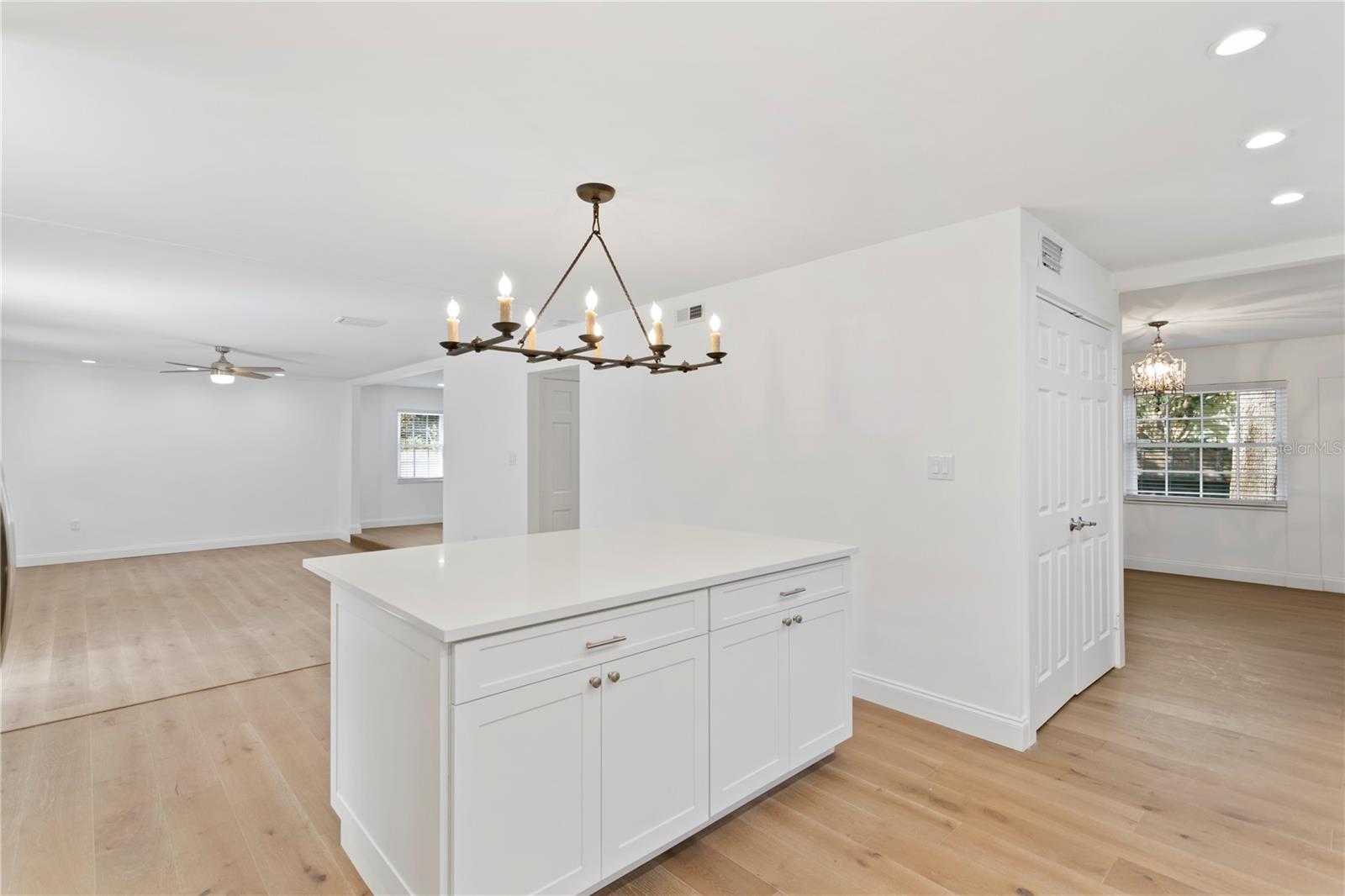 4704 W BROOKWOOD DR — photo 38