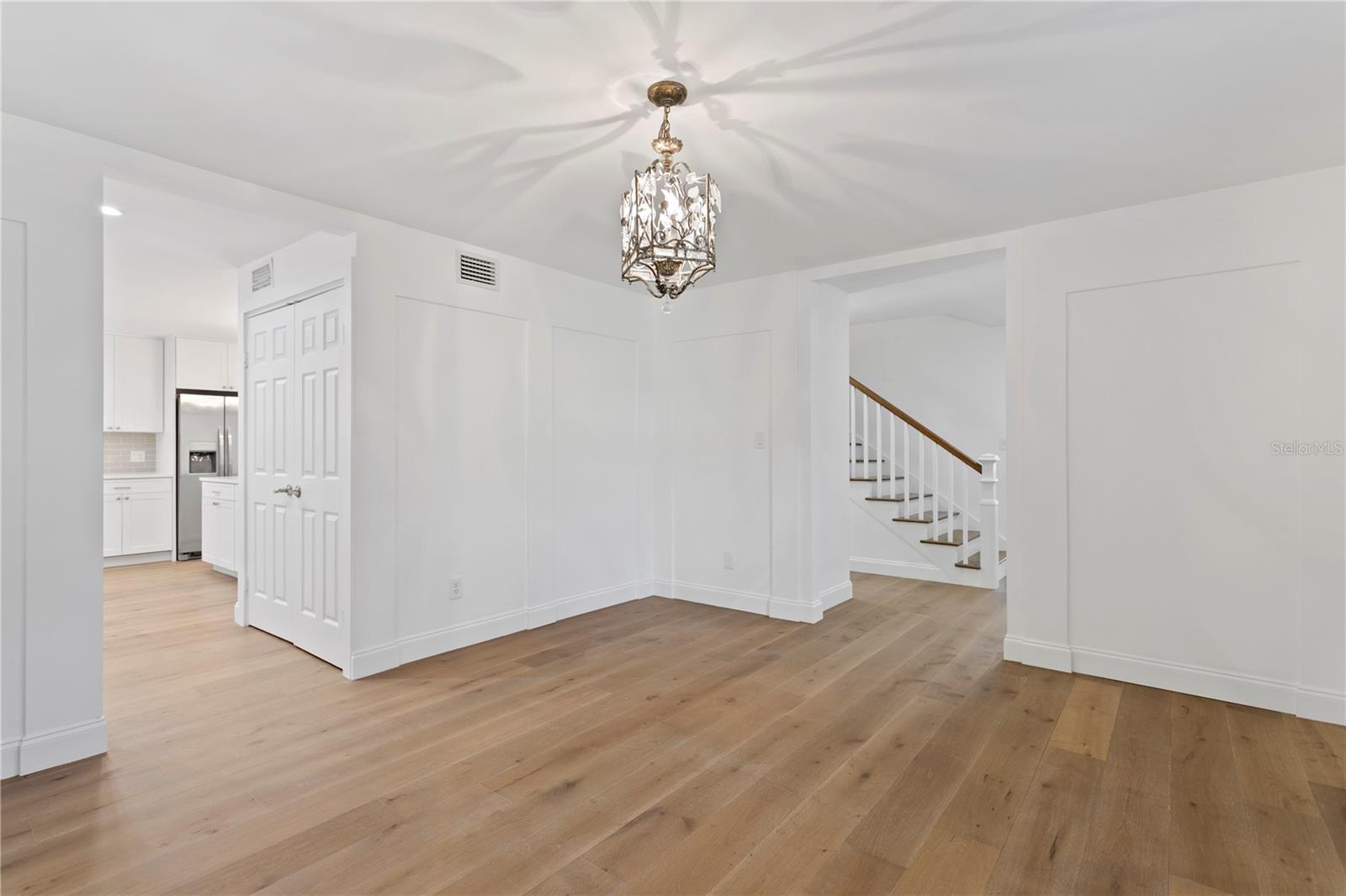 4704 W BROOKWOOD DR — photo 10