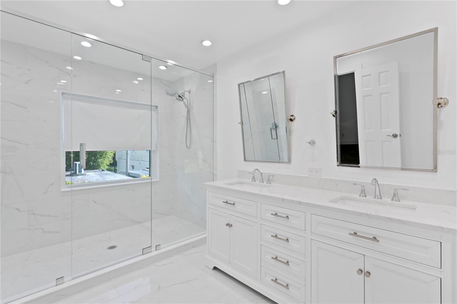 4704 W BROOKWOOD DR — photo 46
