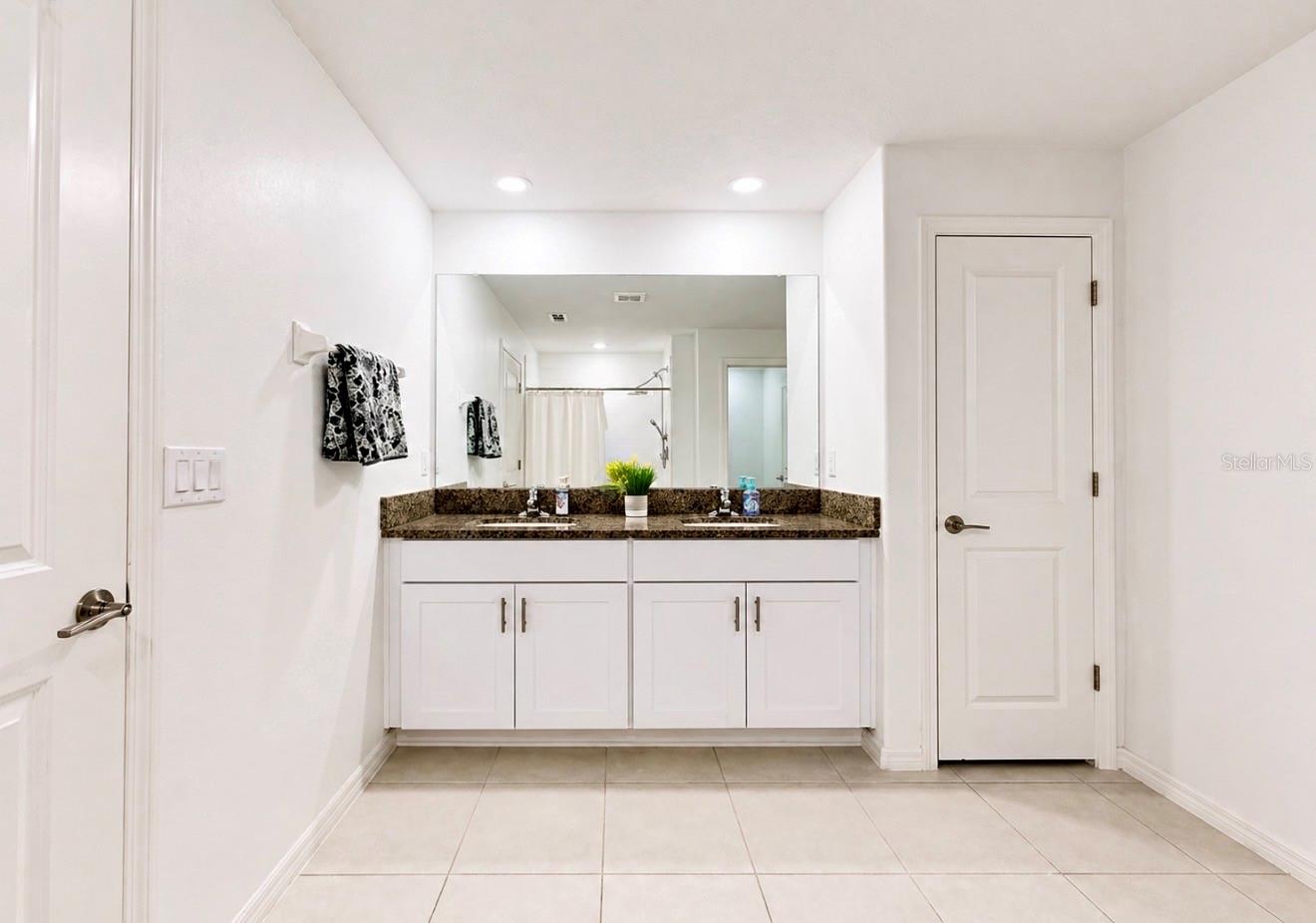 13265 GREAT PLAINS DR — photo 30