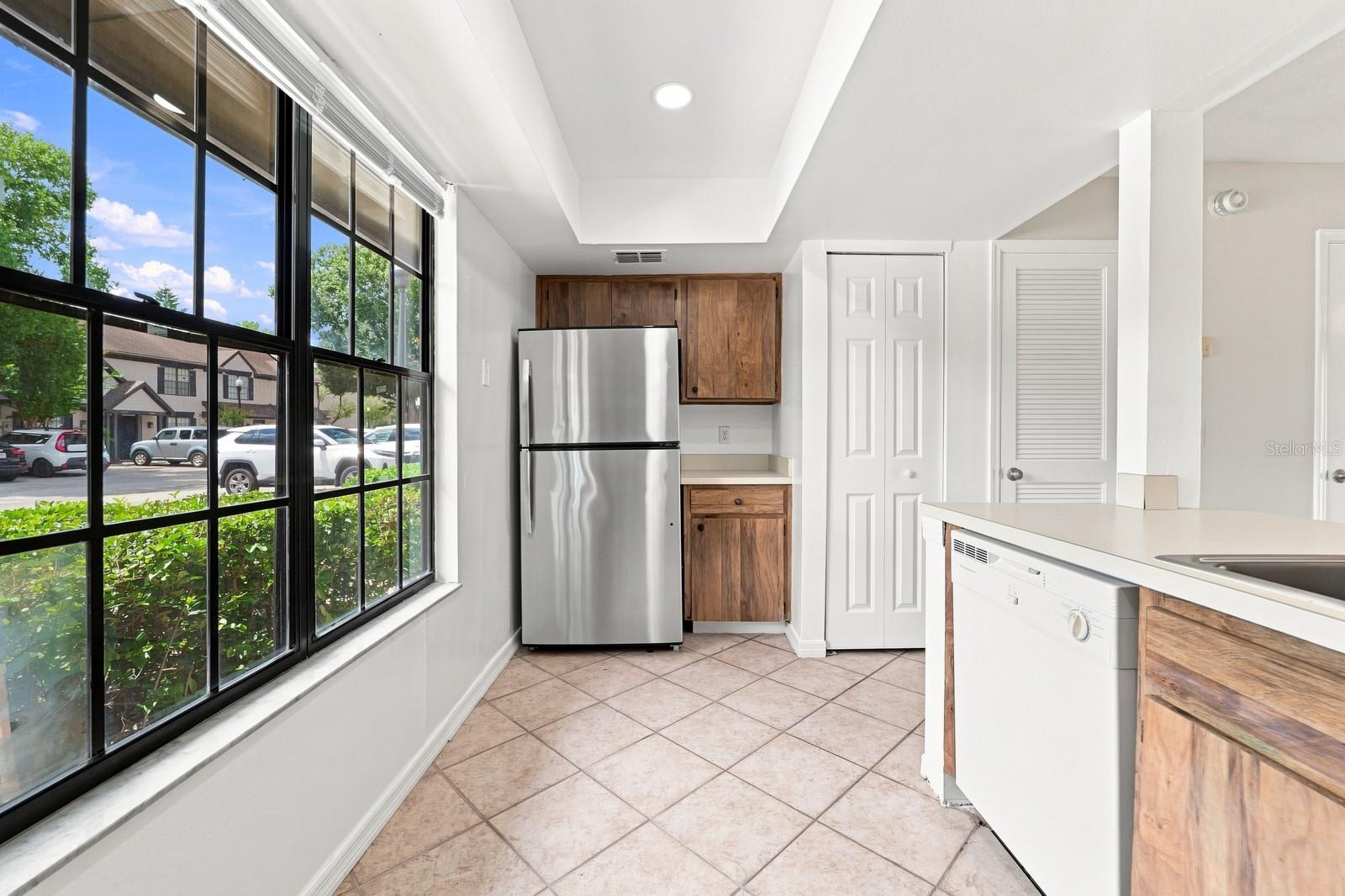 16573 BRIGADOON DR — photo 8