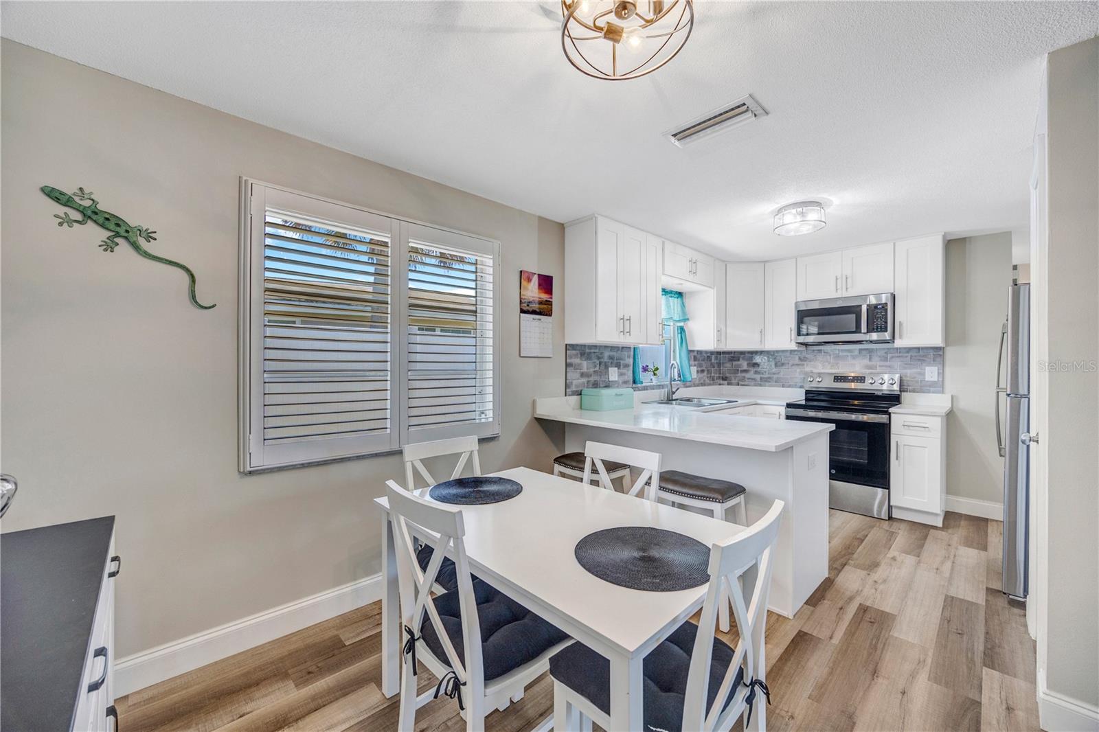 2155 EDYTHE DR — photo 16