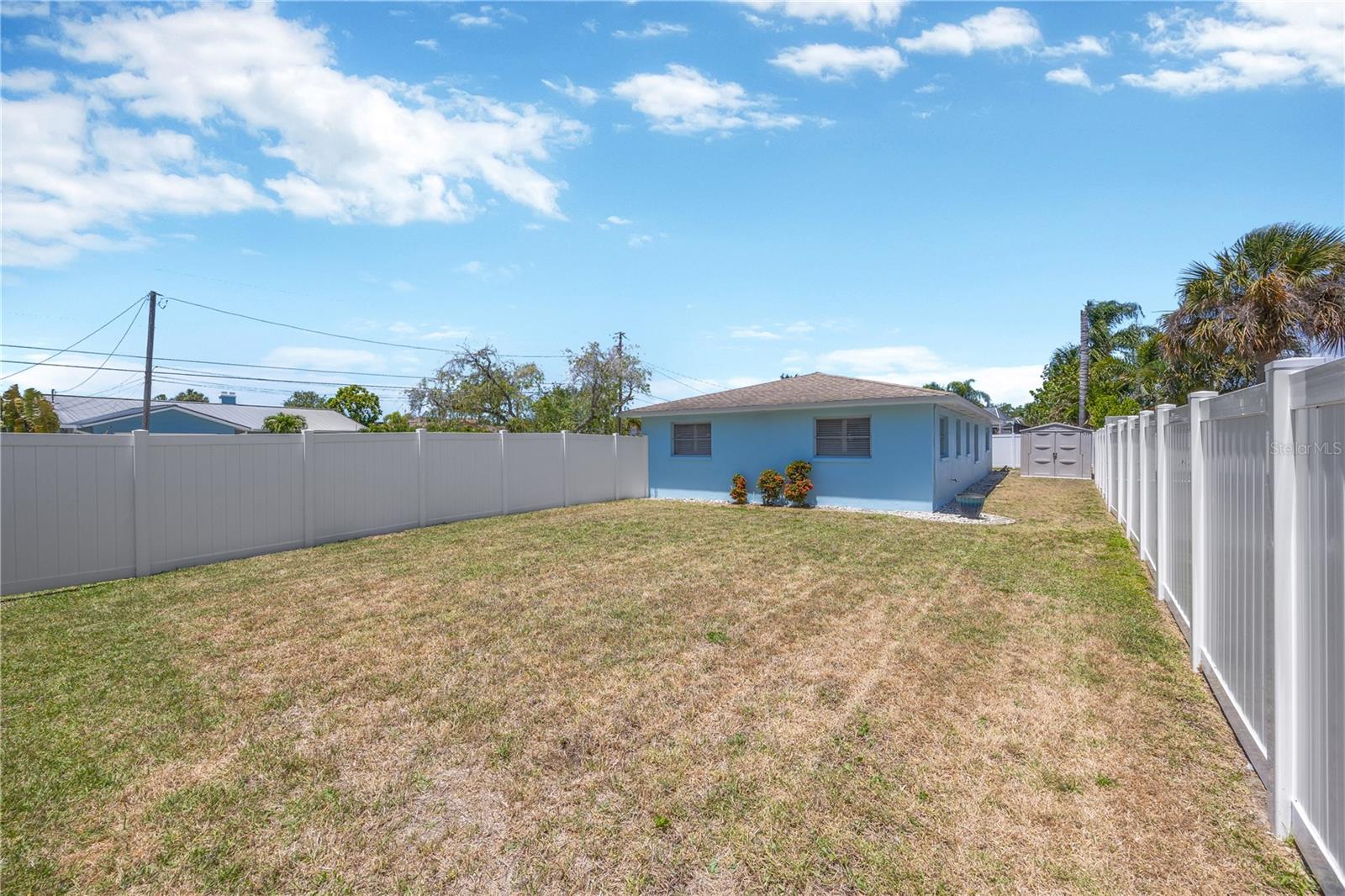 2155 EDYTHE DR — photo 44