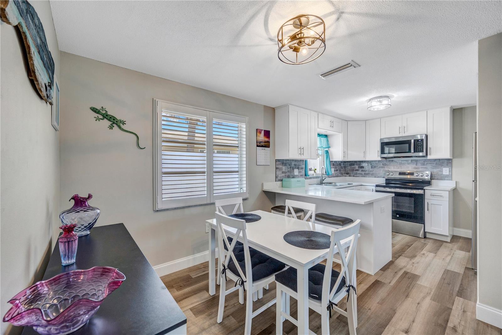2155 EDYTHE DR — photo 11