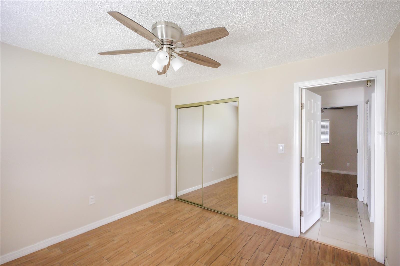 1831 BOUGH AVE #1 — photo 7