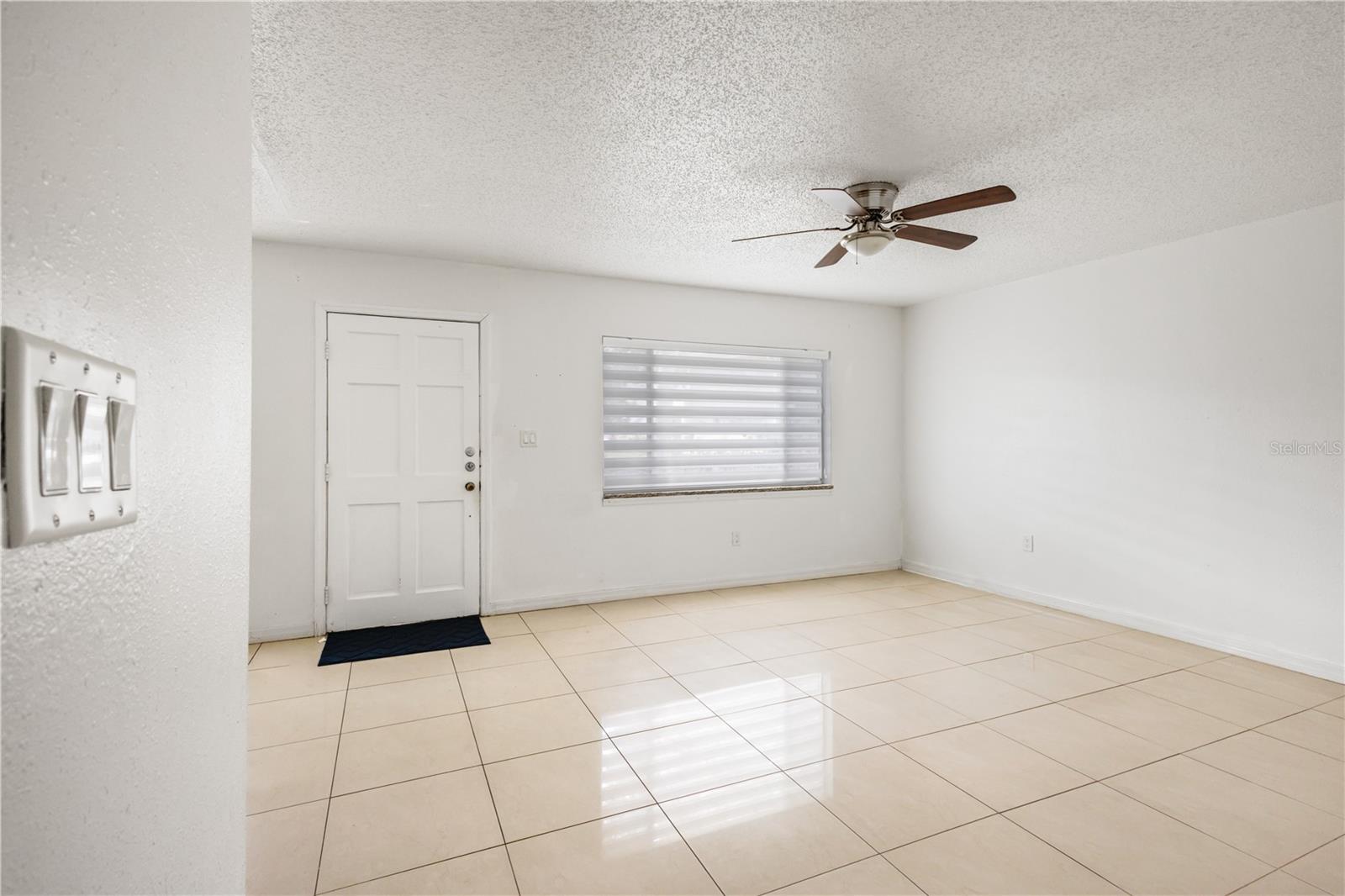 1831 BOUGH AVE #1 — photo 14