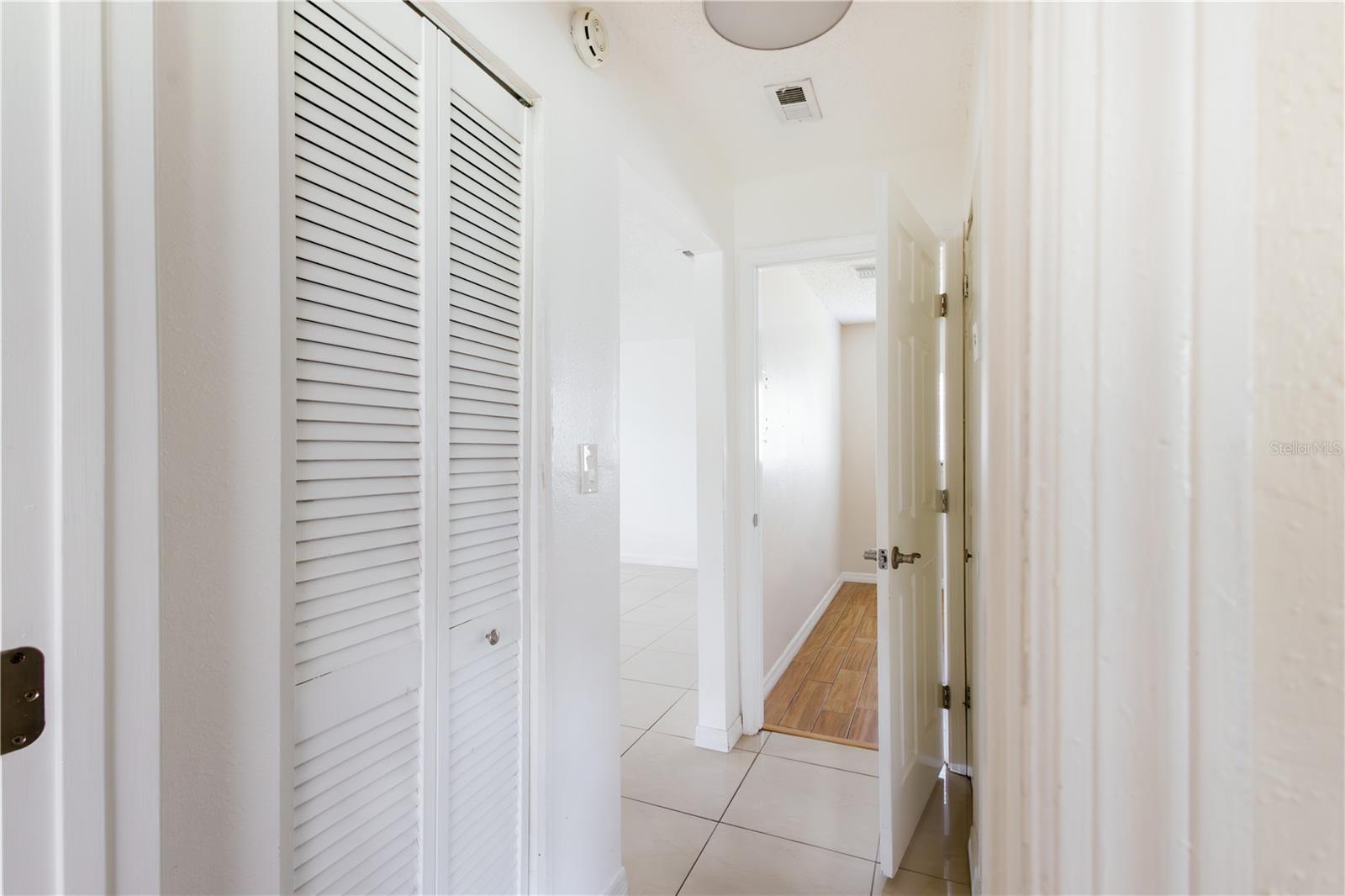 1831 BOUGH AVE #1 — photo 13