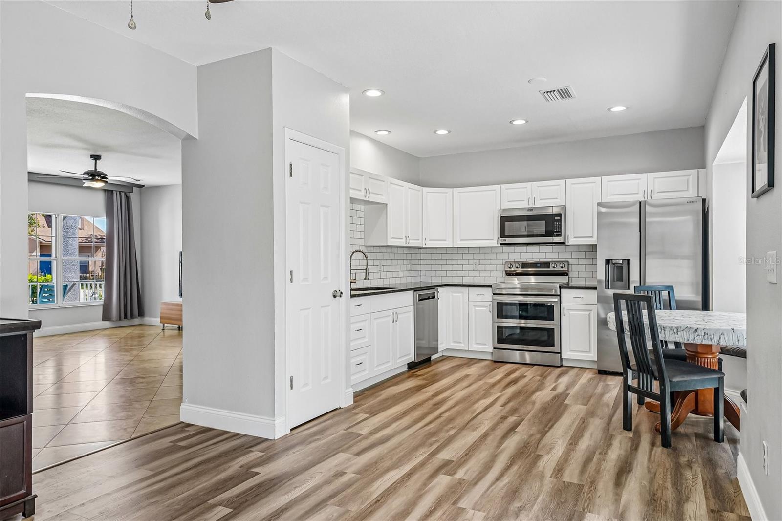 24348 SUMMER WIND CT — photo 11