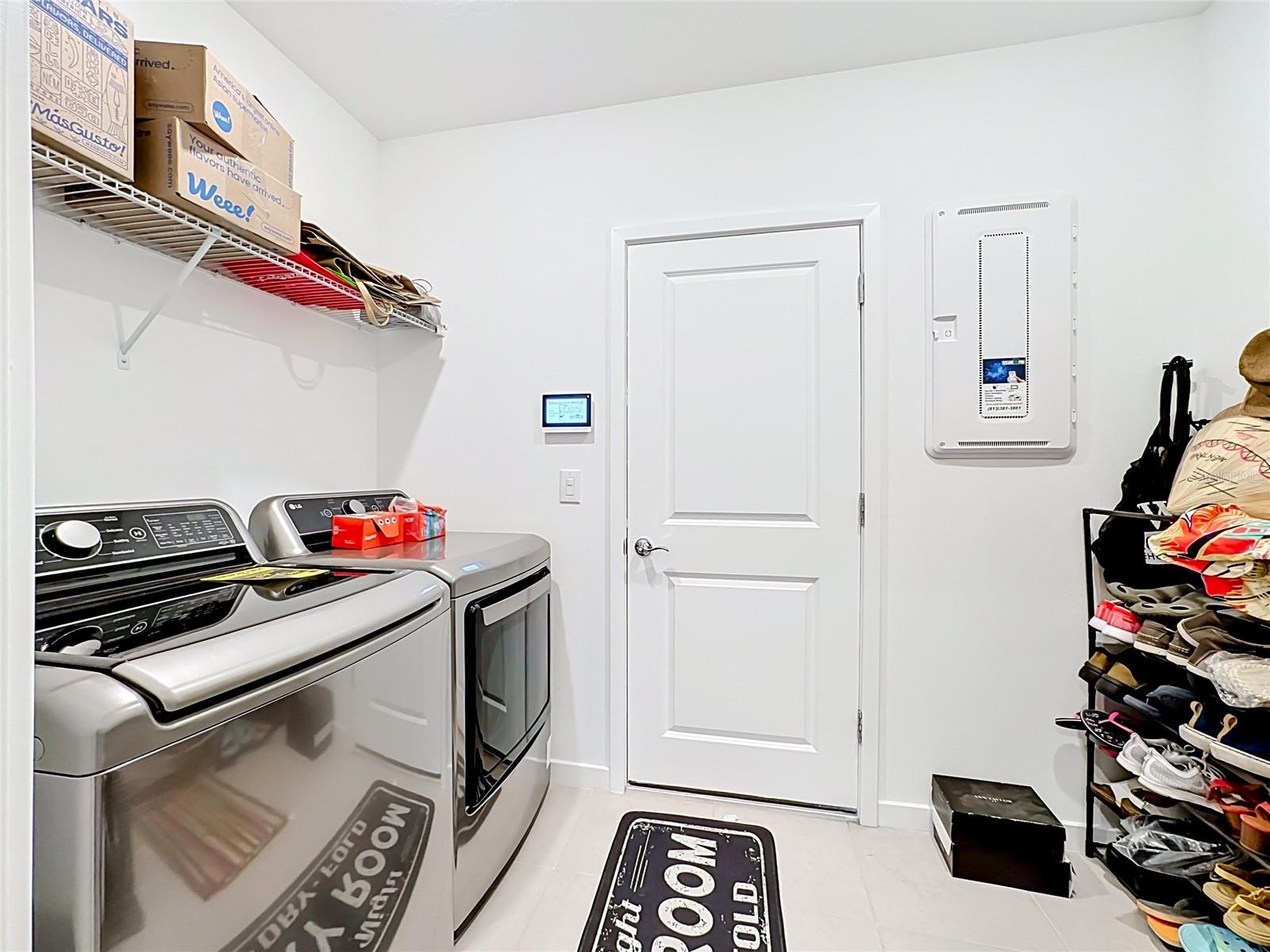 6080 JENSEN VIEW AVE — photo 24