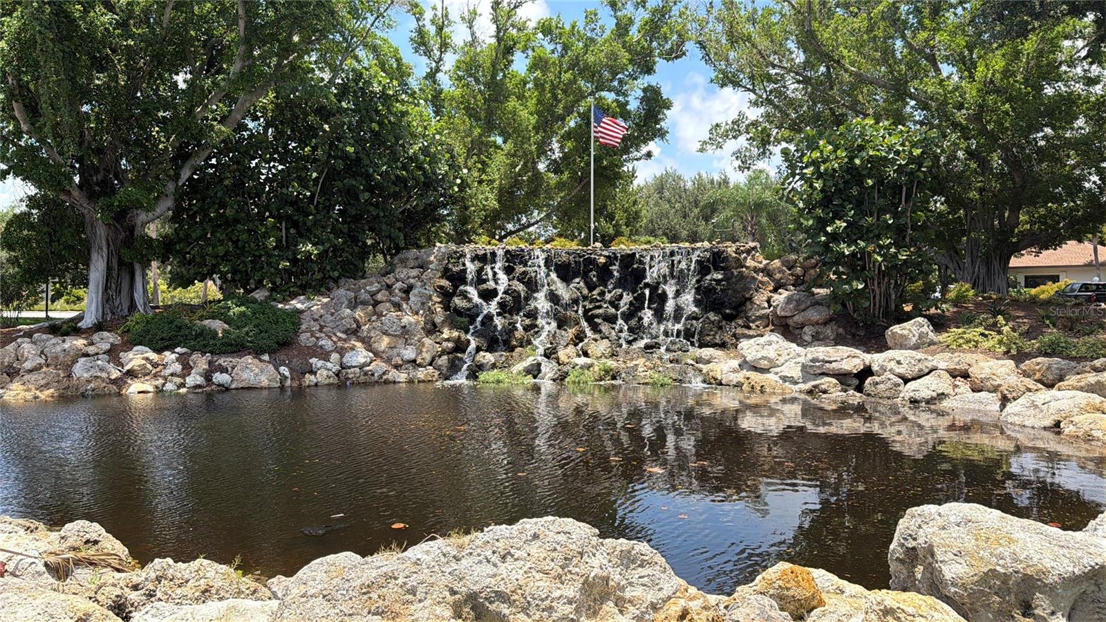 622 BIRD BAY DR S #203 — photo 2