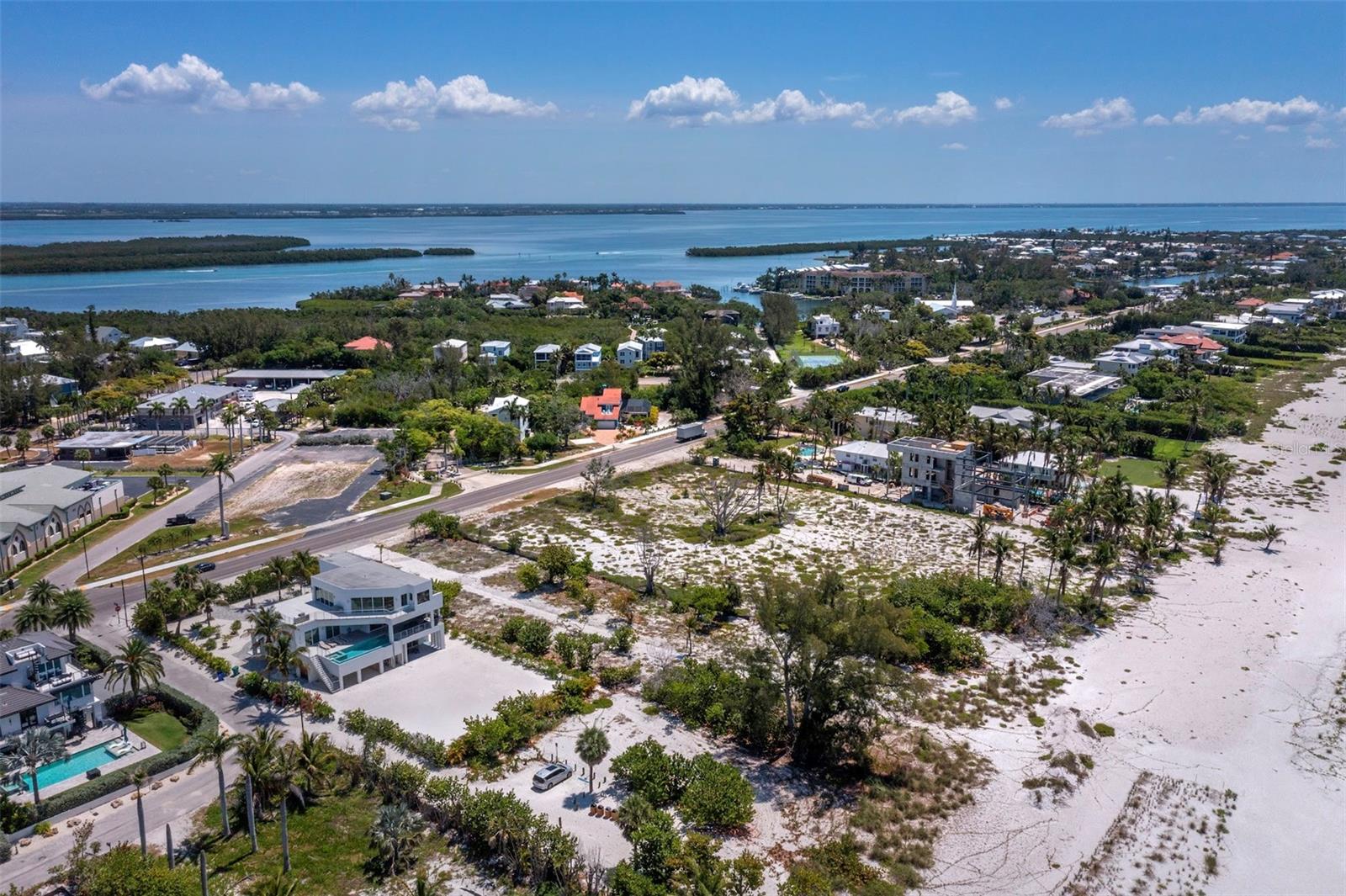 6351 GULF OF MEXICO DR — photo 13