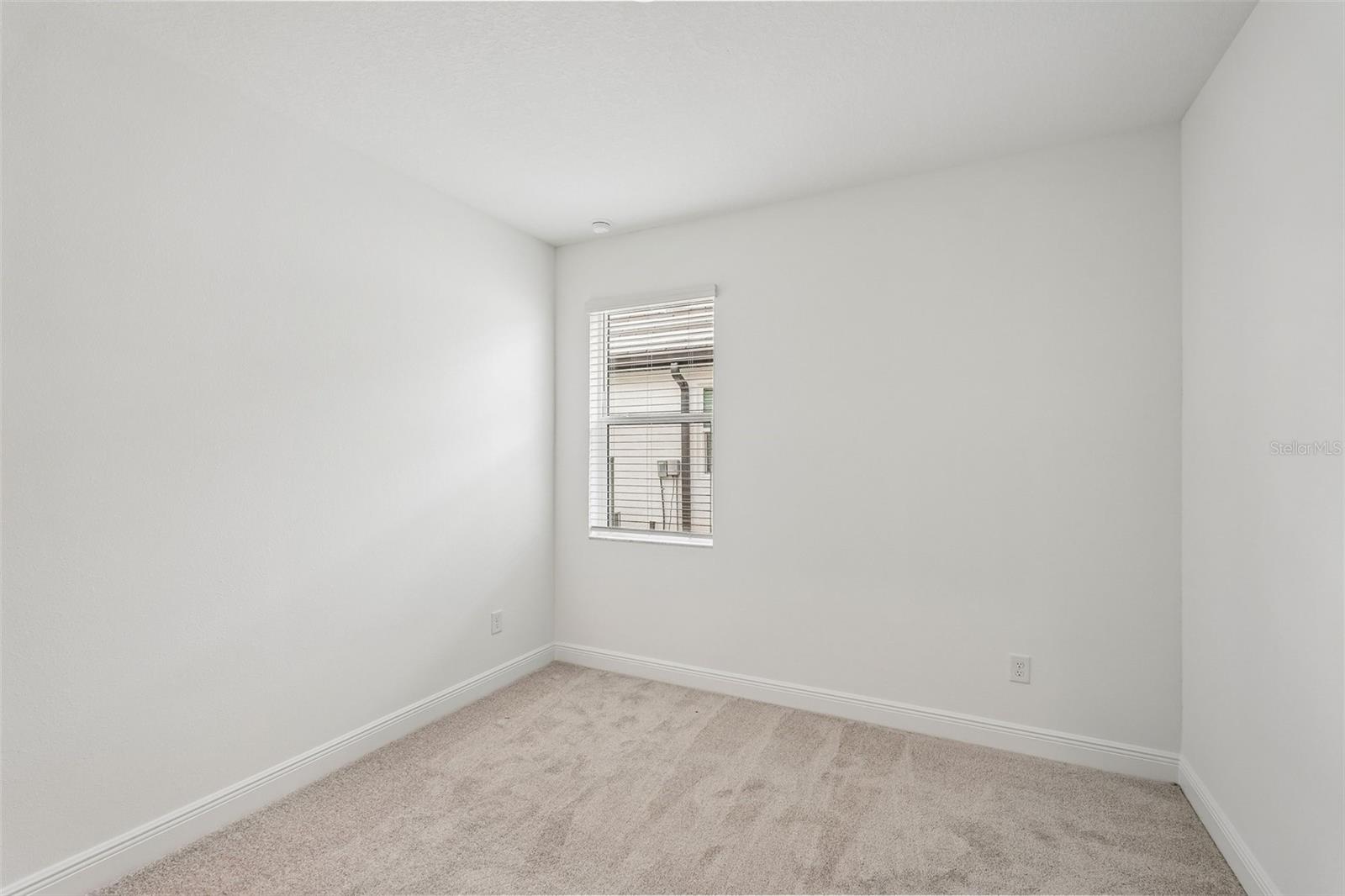 152 VISTERA BLVD — photo 12
