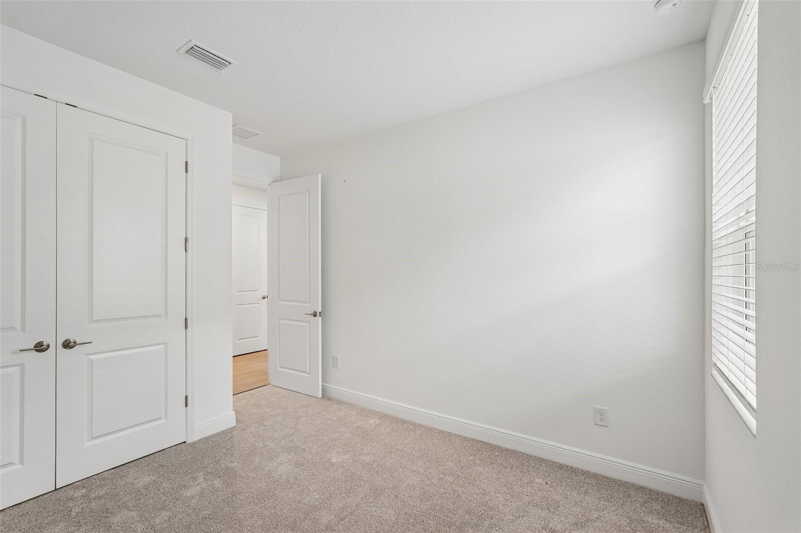 152 VISTERA BLVD — photo 11