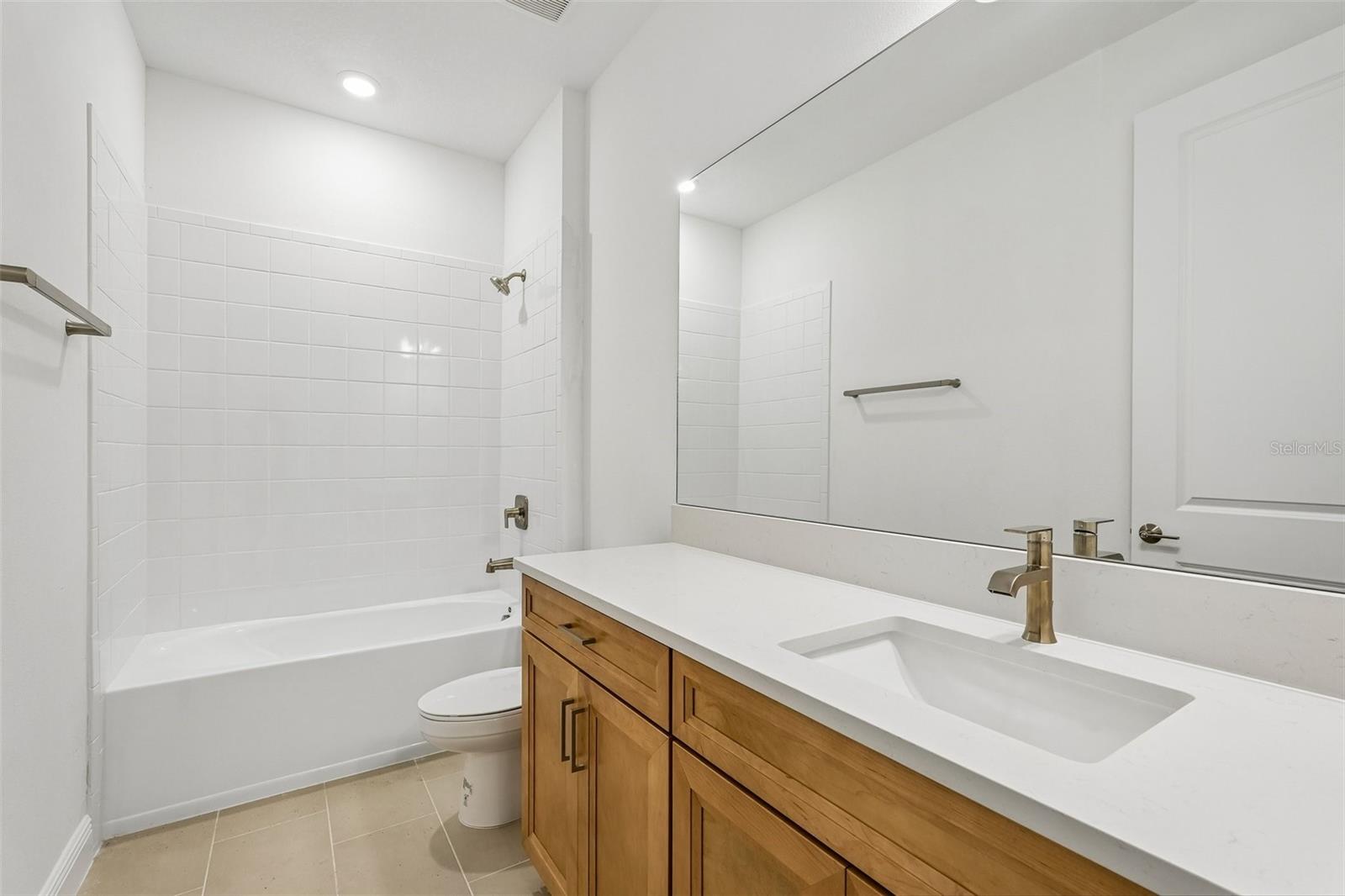 152 VISTERA BLVD — photo 16