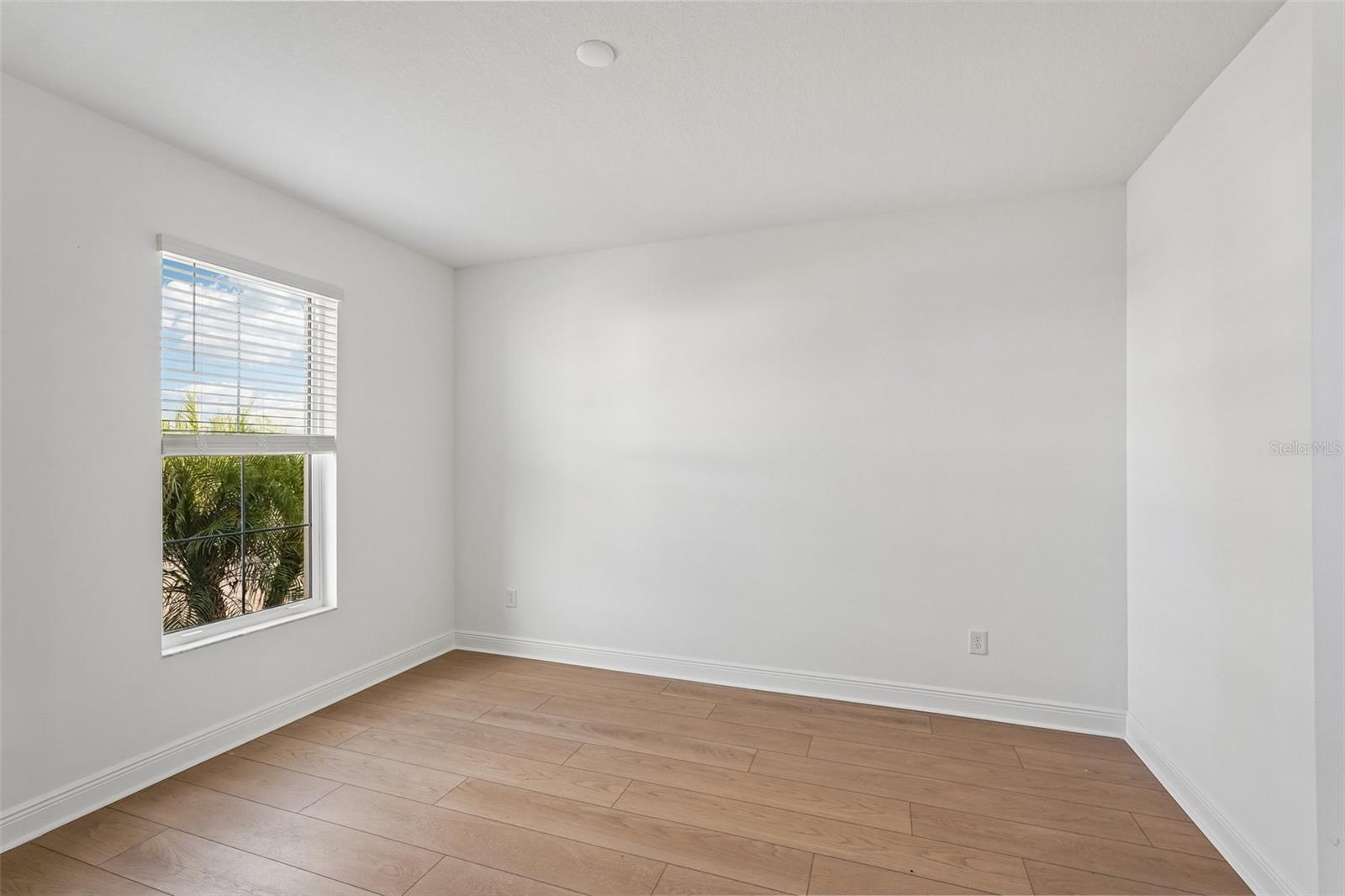 152 VISTERA BLVD — photo 7
