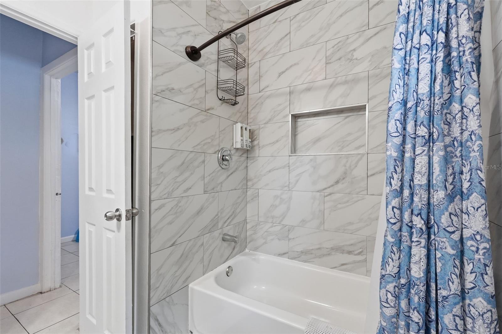 10107 N ASTER AVE — photo 16