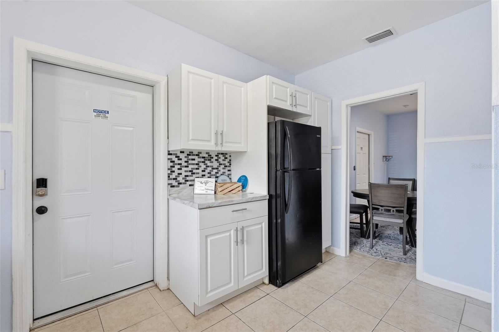 10107 N ASTER AVE — photo 9