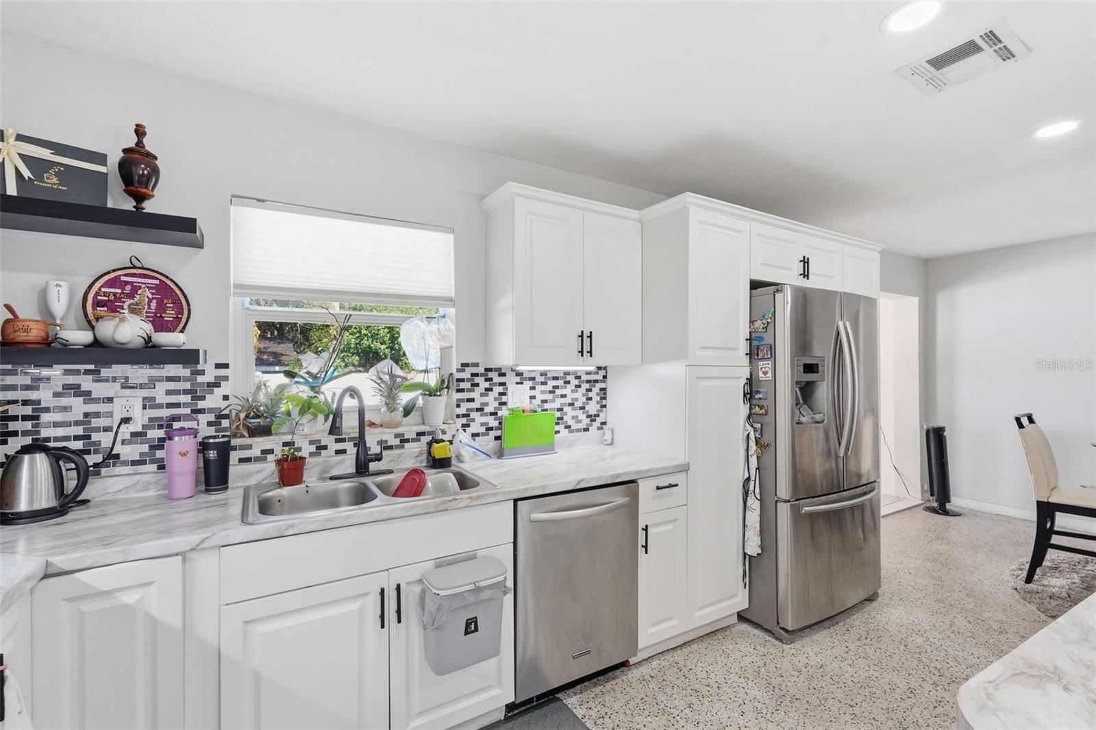 10107 N ASTER AVE — photo 40