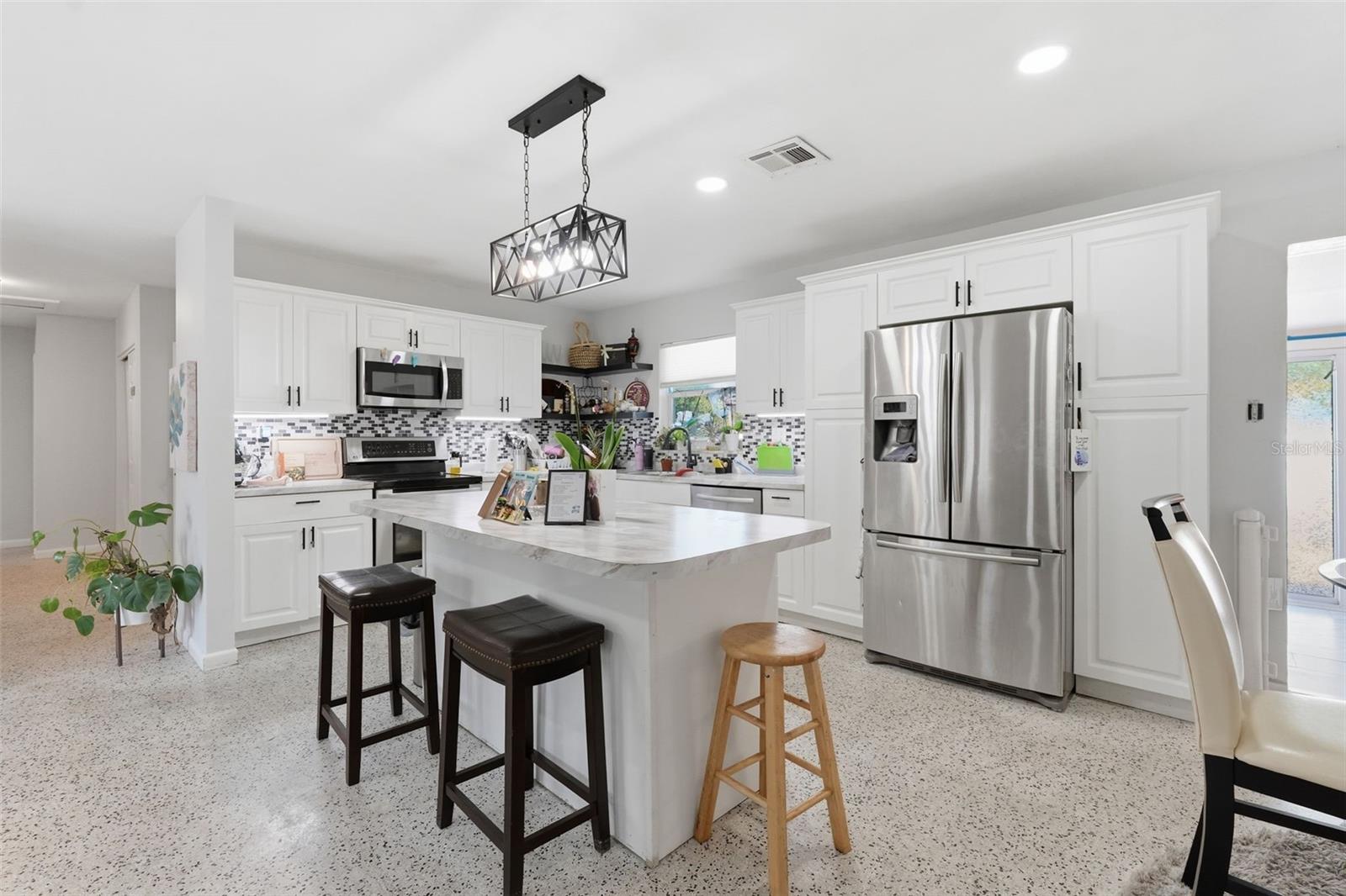 10107 N ASTER AVE — photo 37