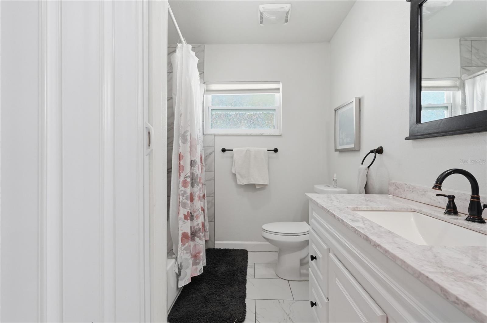 10107 N ASTER AVE — photo 30