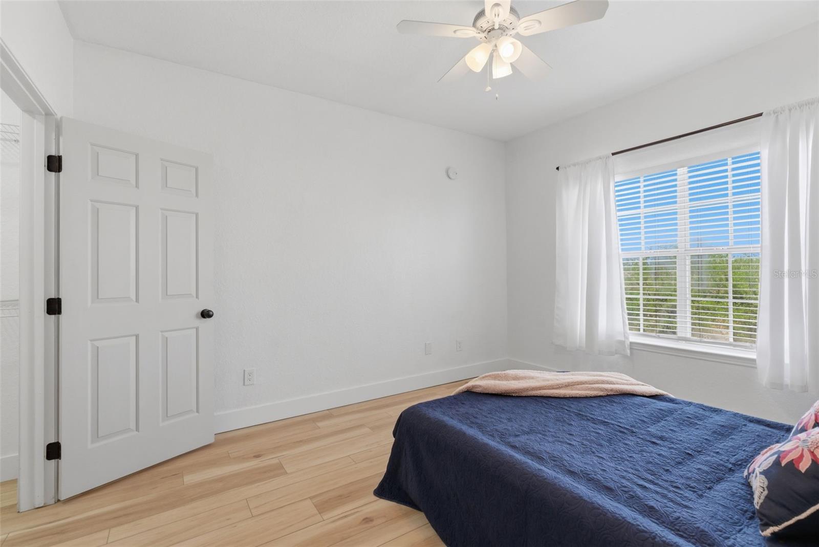 4323 BAYSIDE VILLAGE DR #312 — photo 25