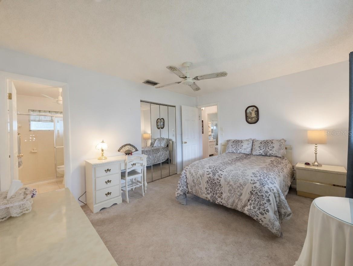 2225 ORANGE BLOSSOM LN — photo 9