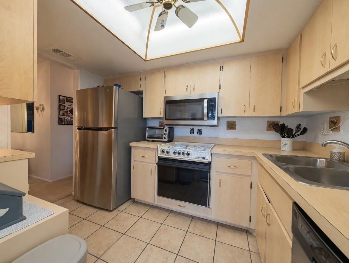 2225 ORANGE BLOSSOM LN — photo 4
