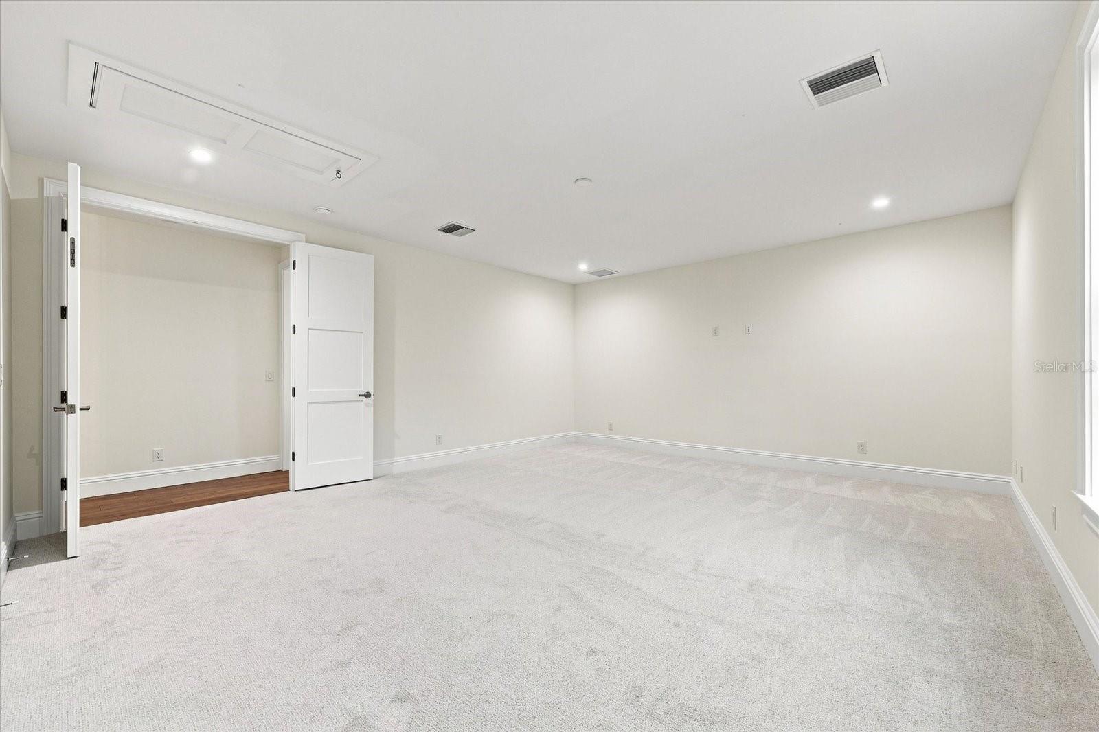 4307 W SEVILLA ST — photo 35