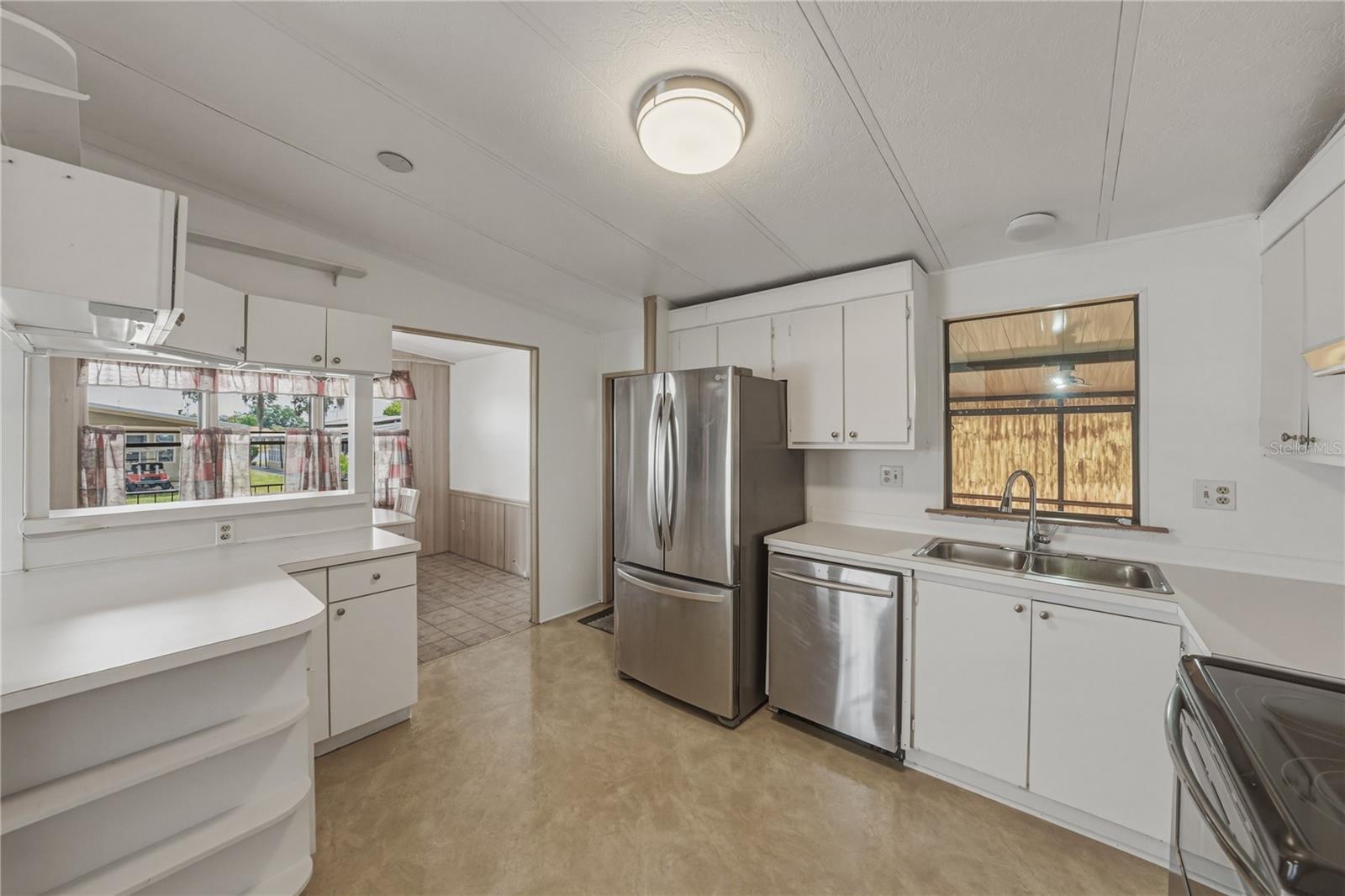 3201 HIDDEN LAKE DR — photo 19