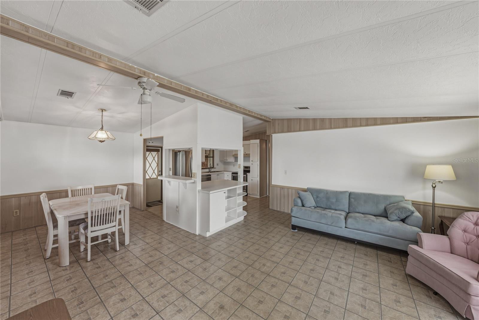 3201 HIDDEN LAKE DR — photo 13