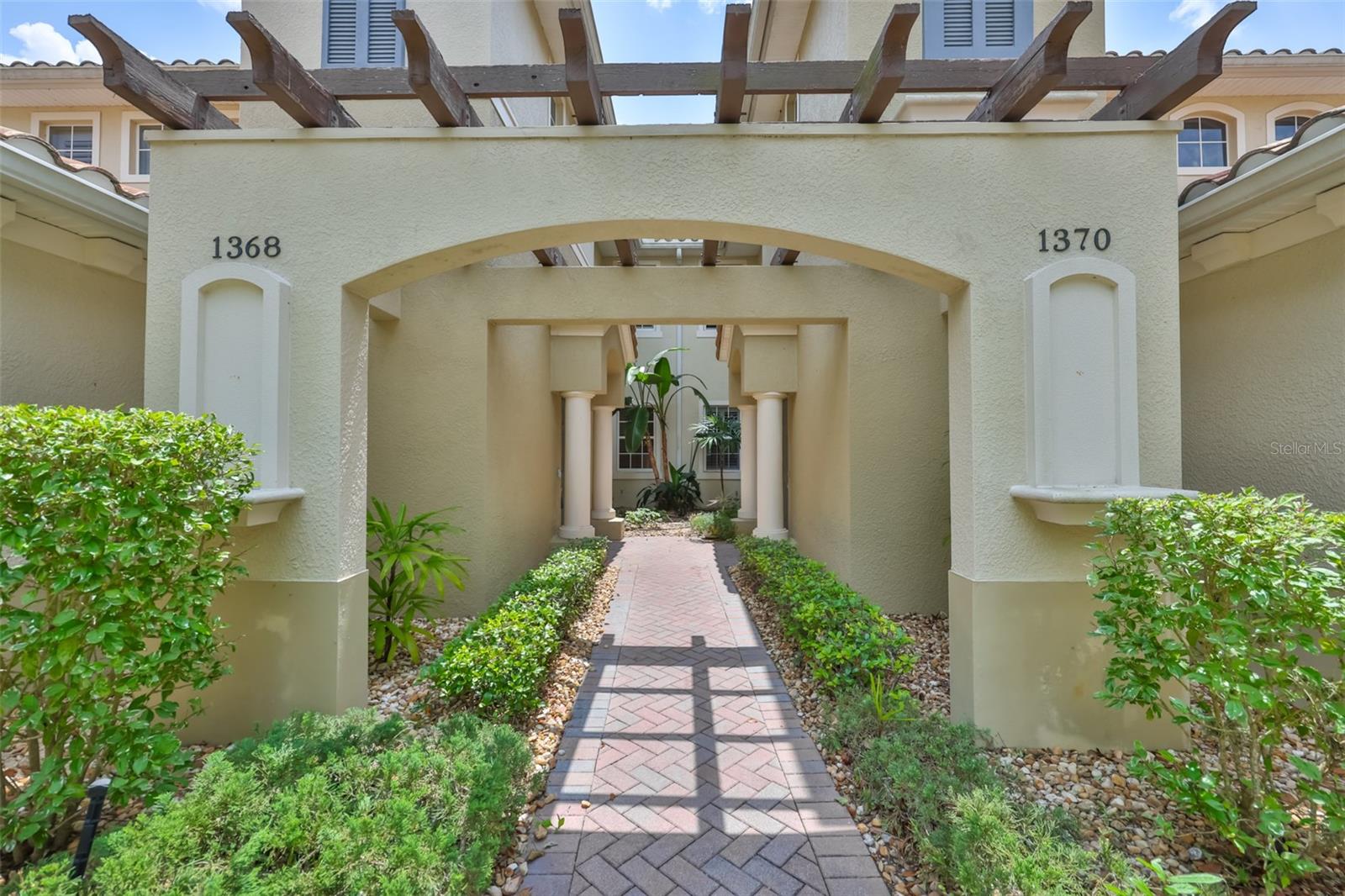 1368 EMERALD DUNES DR — photo 3