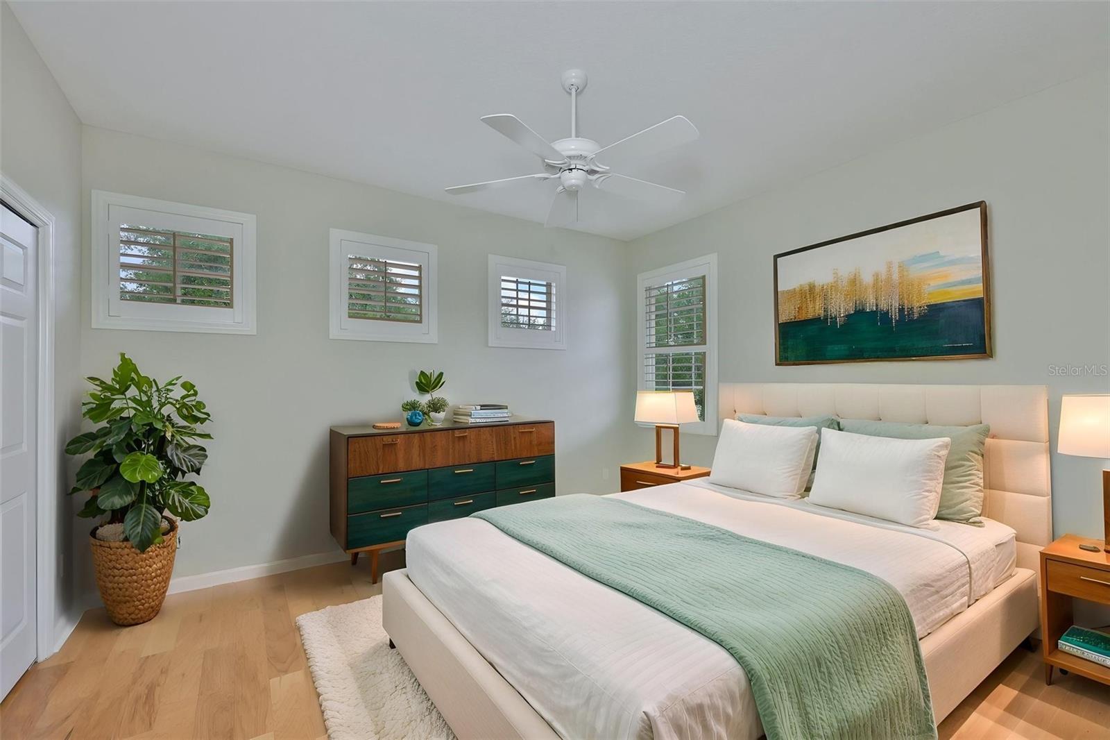 1368 EMERALD DUNES DR — photo 29