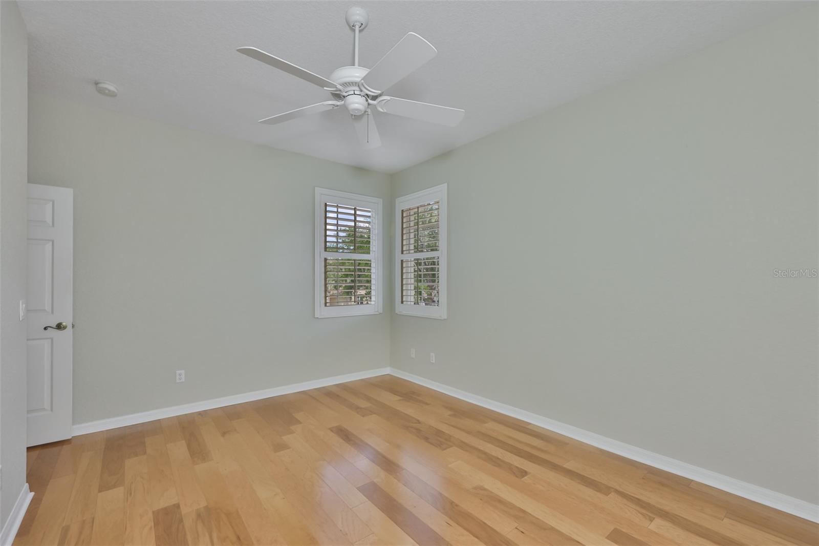 1368 EMERALD DUNES DR — photo 26