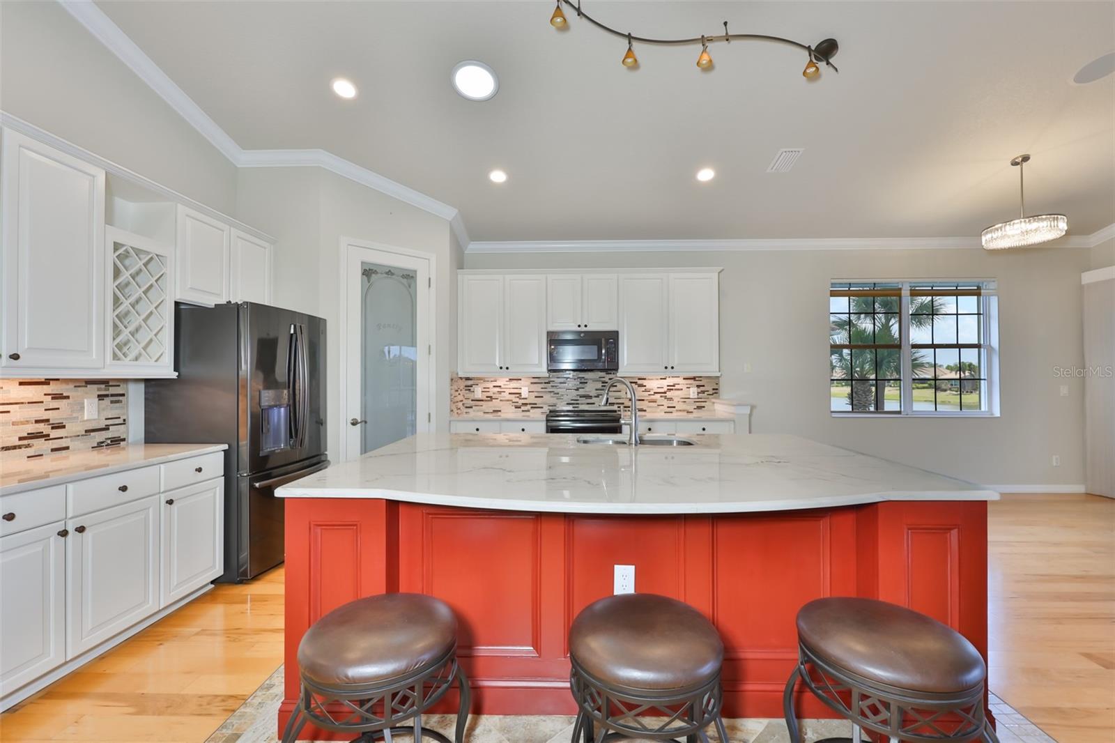 1368 EMERALD DUNES DR — photo 9