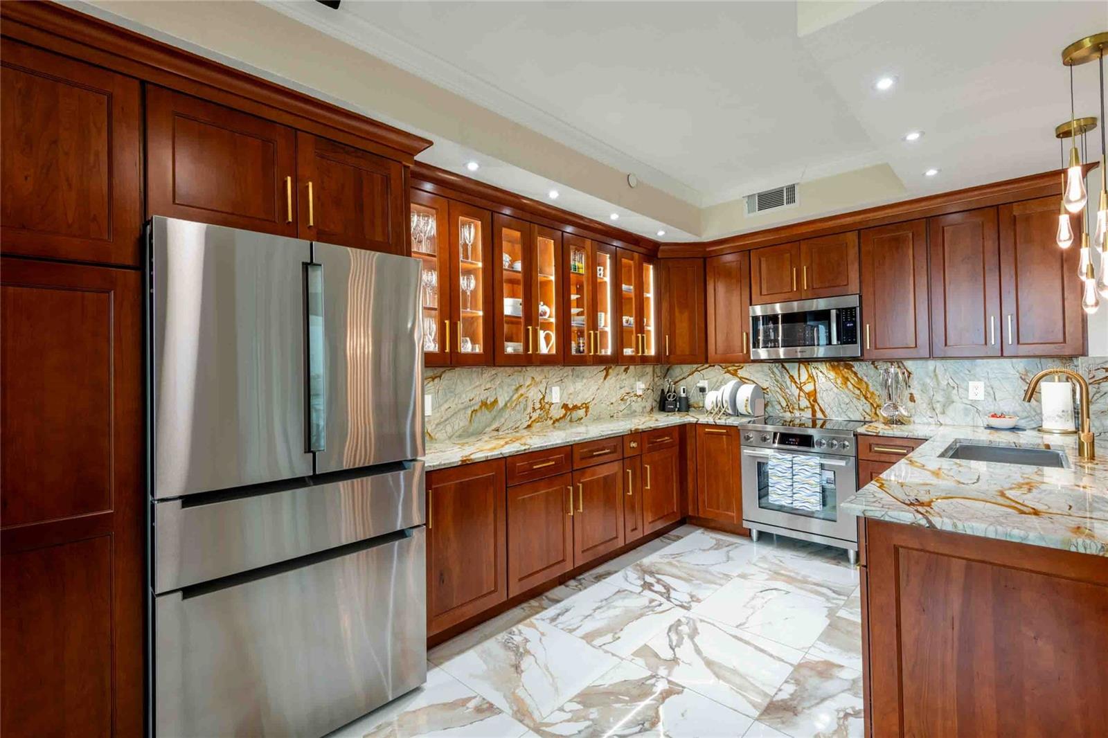 4737 DOLPHIN CAY LN S #407 — photo 8