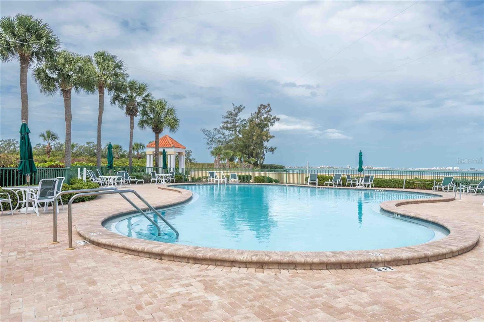 4737 DOLPHIN CAY LN S #407 — photo 30