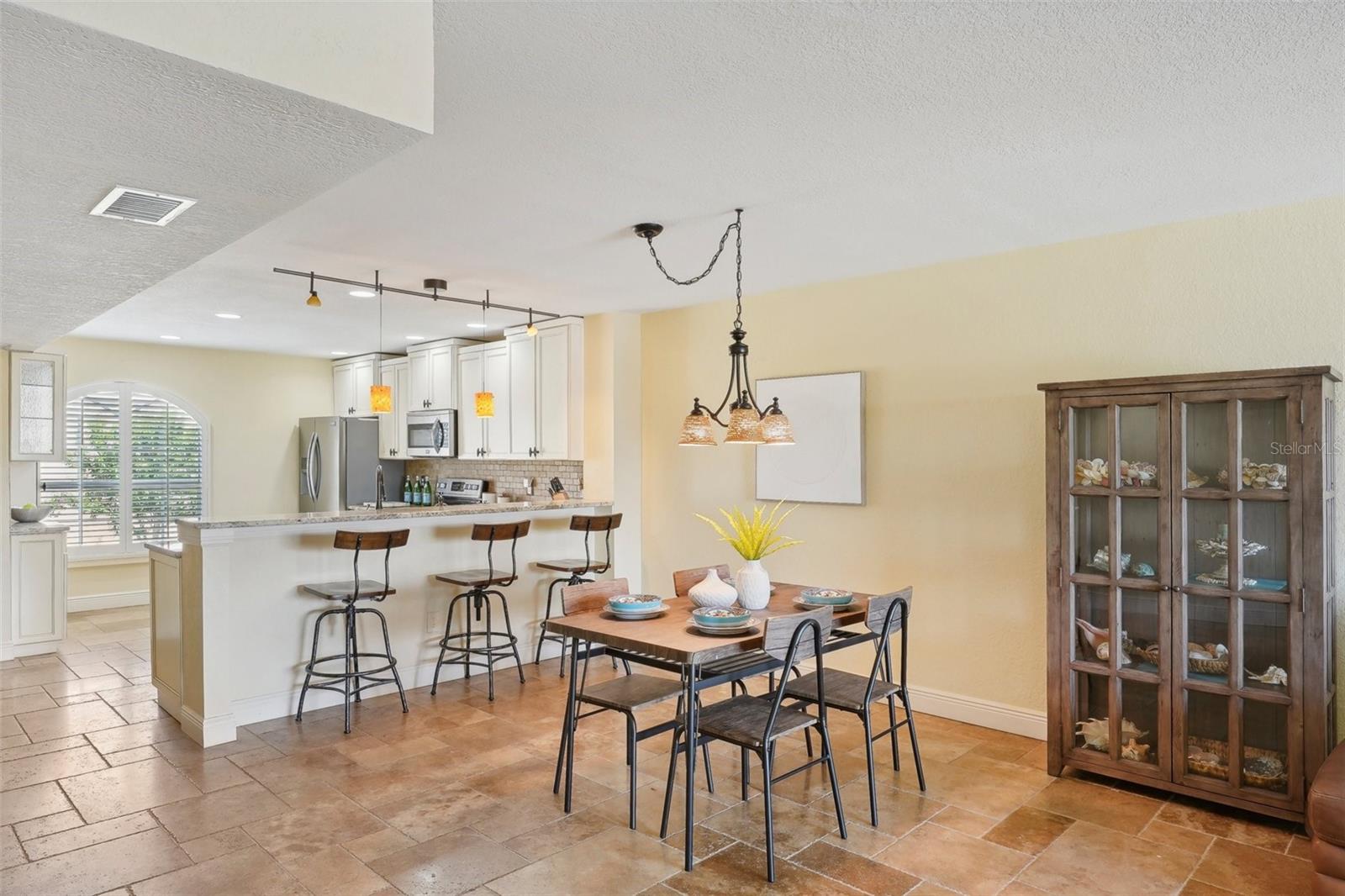 637 PINELLAS BAYWAY #105 — photo 8