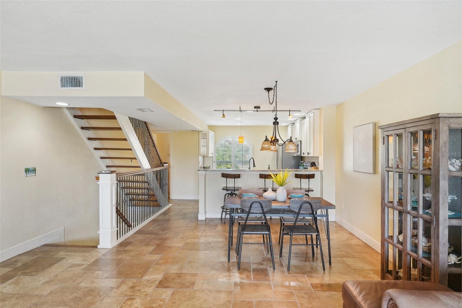 637 PINELLAS BAYWAY #105 — photo 9