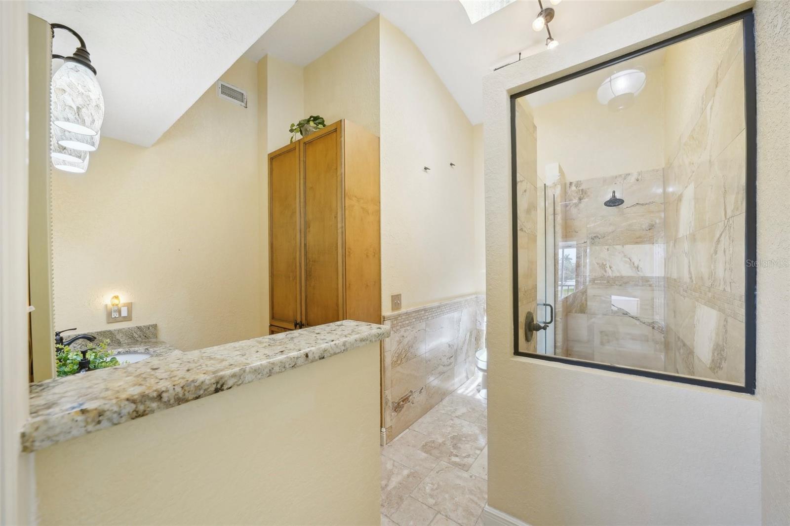 637 PINELLAS BAYWAY #105 — photo 28