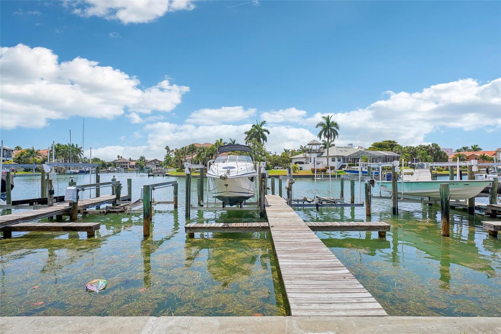 637 PINELLAS BAYWAY #105 — photo 47